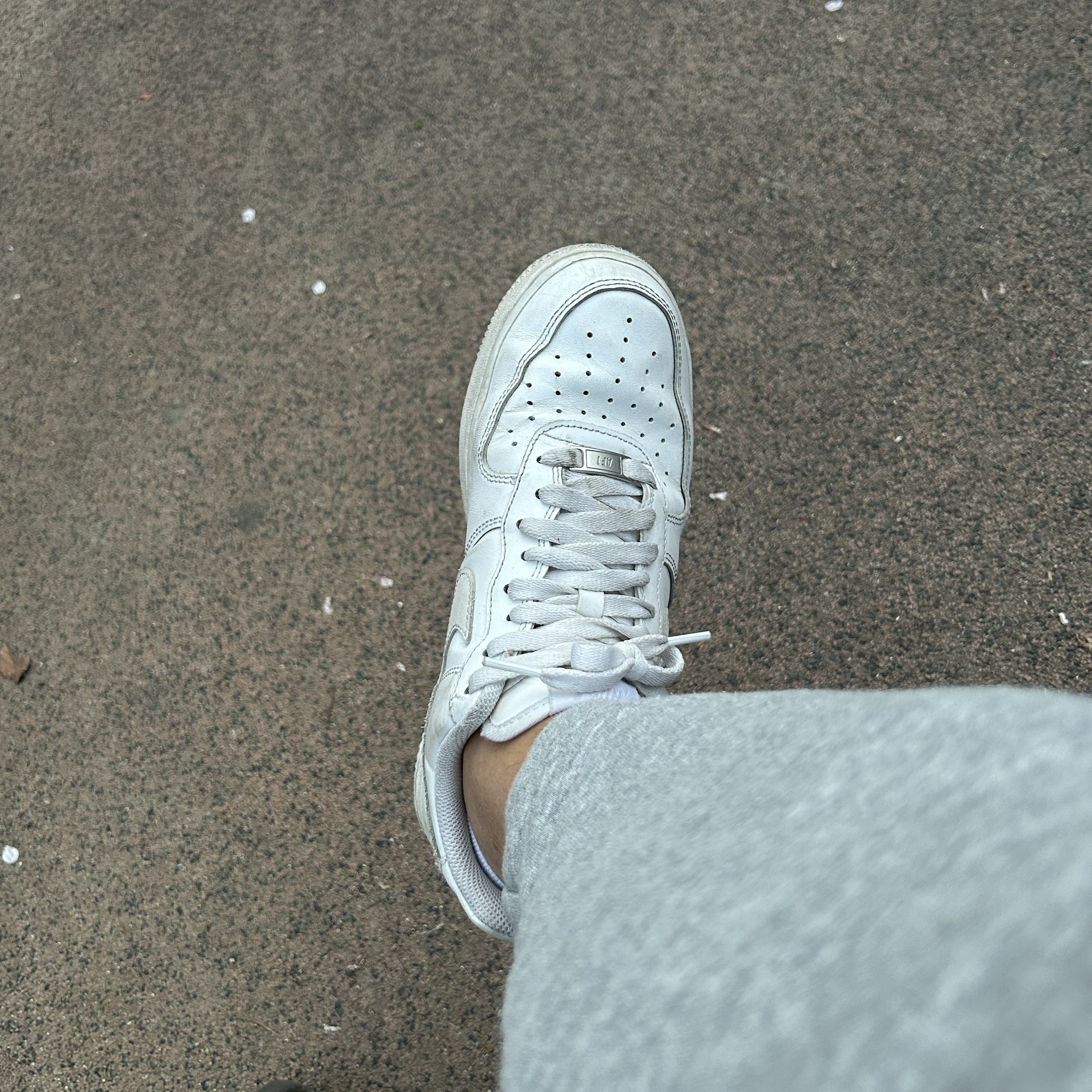 Nike Air Force 1 '07 Low White 착용 스타일