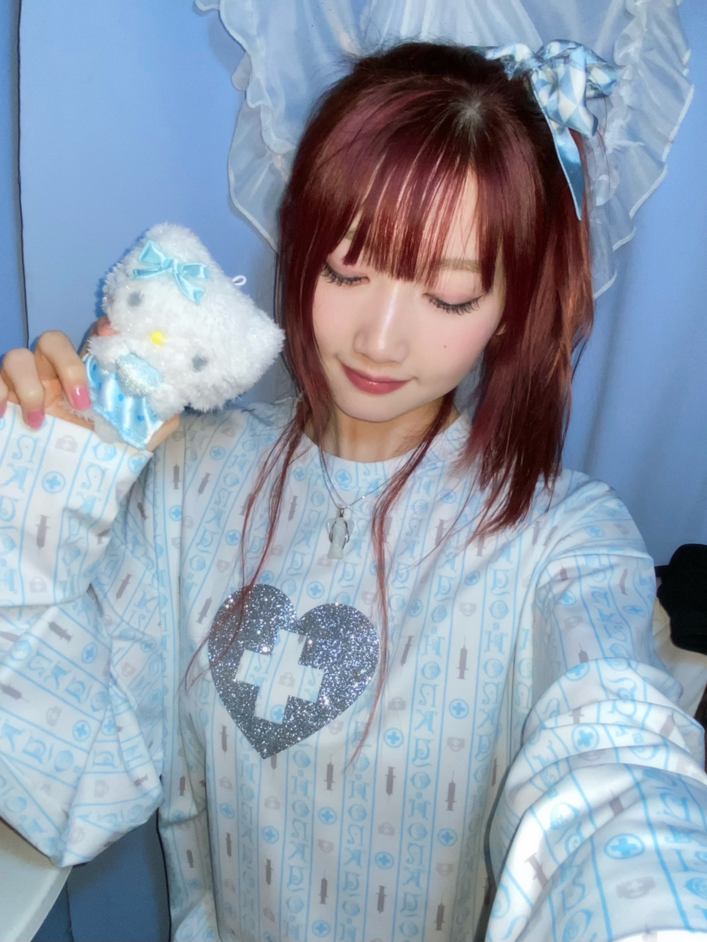 Honkyo Over Long Sleeve Top Hospitality White 착용 스타일