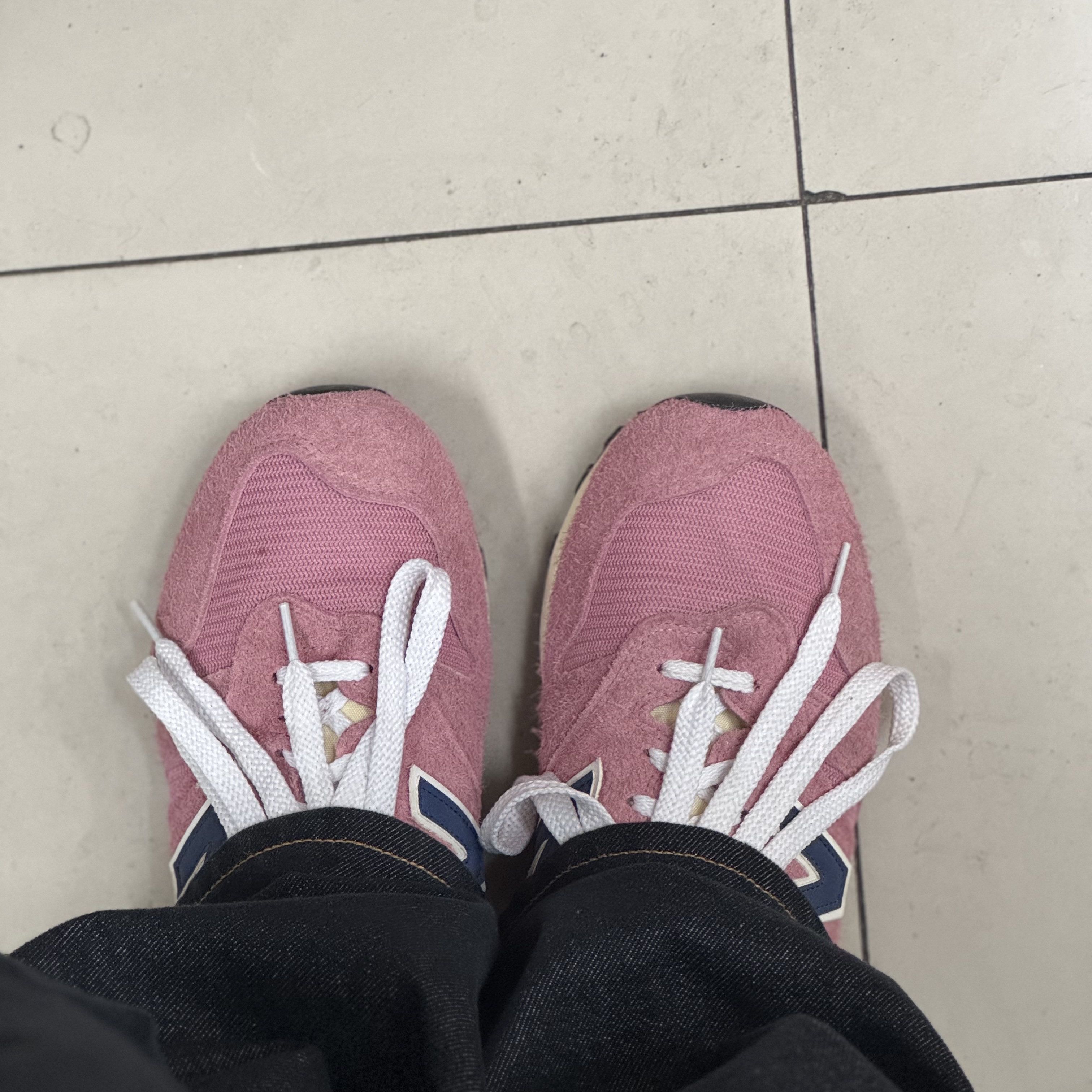 New Balance x Aime Leon Dore 1300 Dusty Pink 착용 스타일