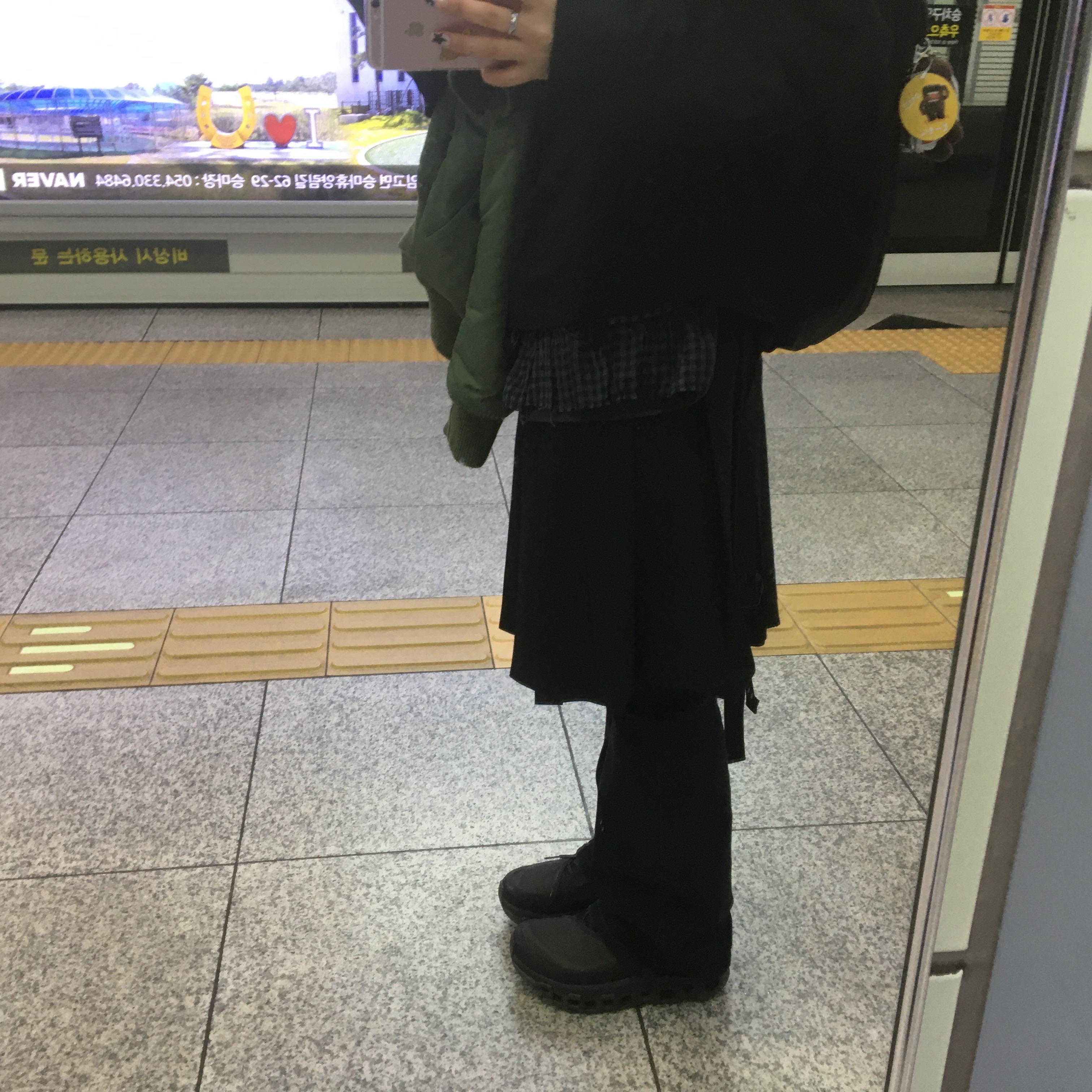 온 러닝 x 포스트 아카이브 팩션 (파프) 클라우드몬스터 2 쏜 브라운, (W) 온 러닝 x 포스트 아카이브 팩션 (파프) 클라우드몬스터 2 쏜 브라운 착용 스타일