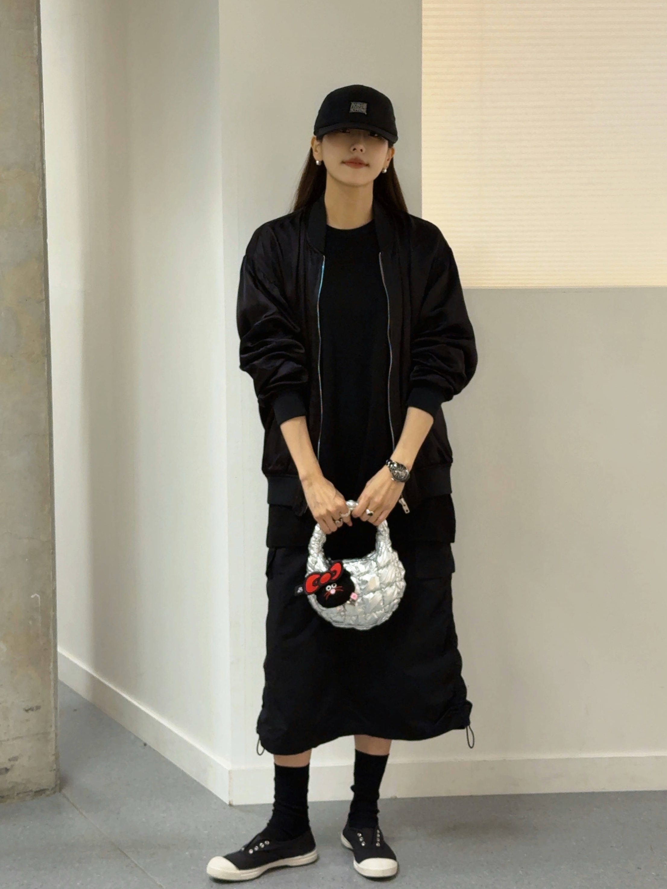 슈프림 x 마리떼 프랑소와 저버 스포츠 캠프 캡 블랙 - 25SS, CDG '84-85 스태프 블루종 블랙 착용 스타일 - 2
