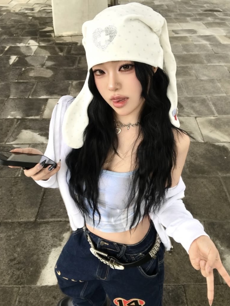Honkyo Bunny Beanie Dot White, Honkyo Double Strap Sleeveless No Cure Skyblue 착용 스타일