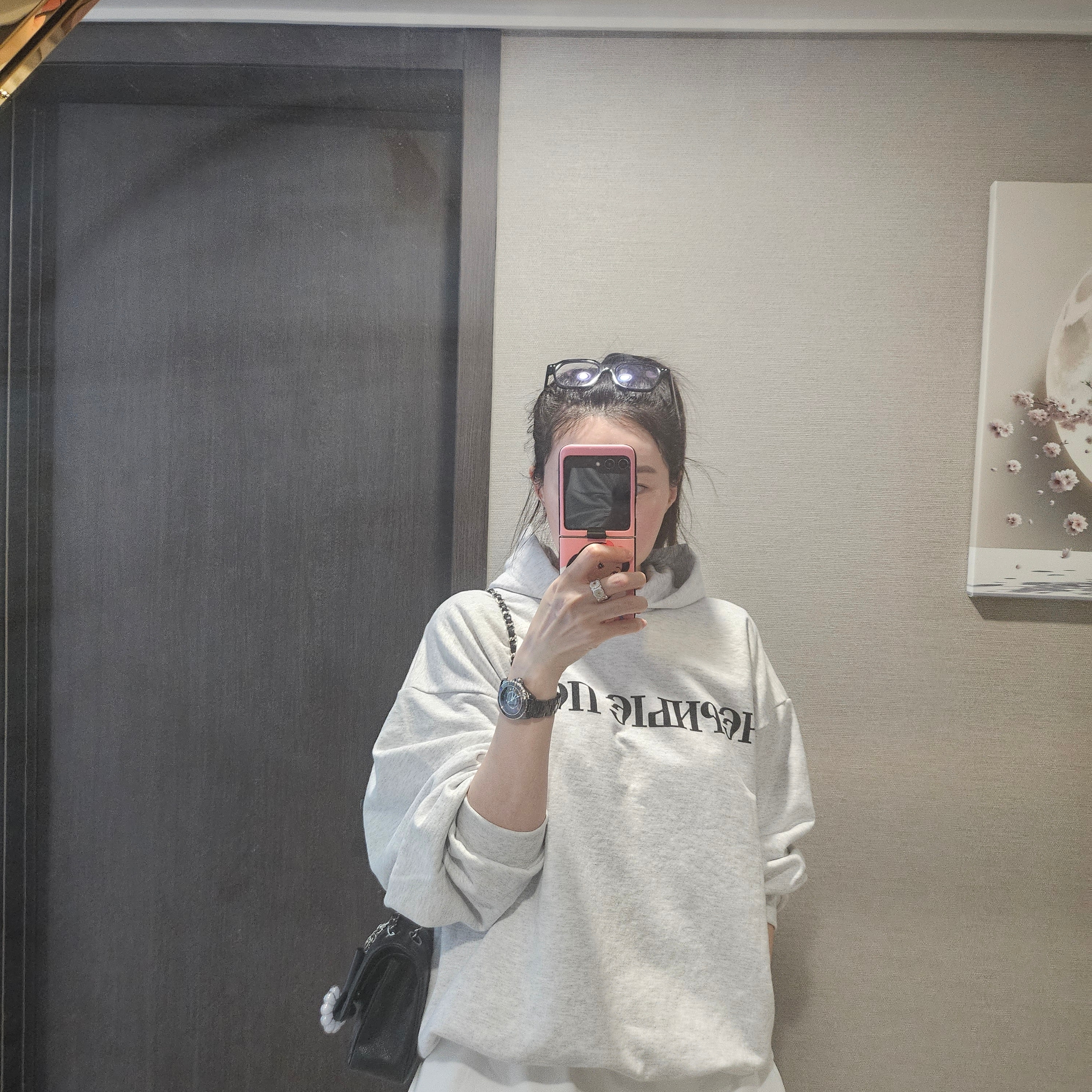 Yeezy x Gosha Rubchinskiy YZY Black Dogs Jogger Heather Grey, Yeezy x Gosha Rubchinskiy YZY Black Dogs Hoodie Heather Grey 착용 스타일 - 1
