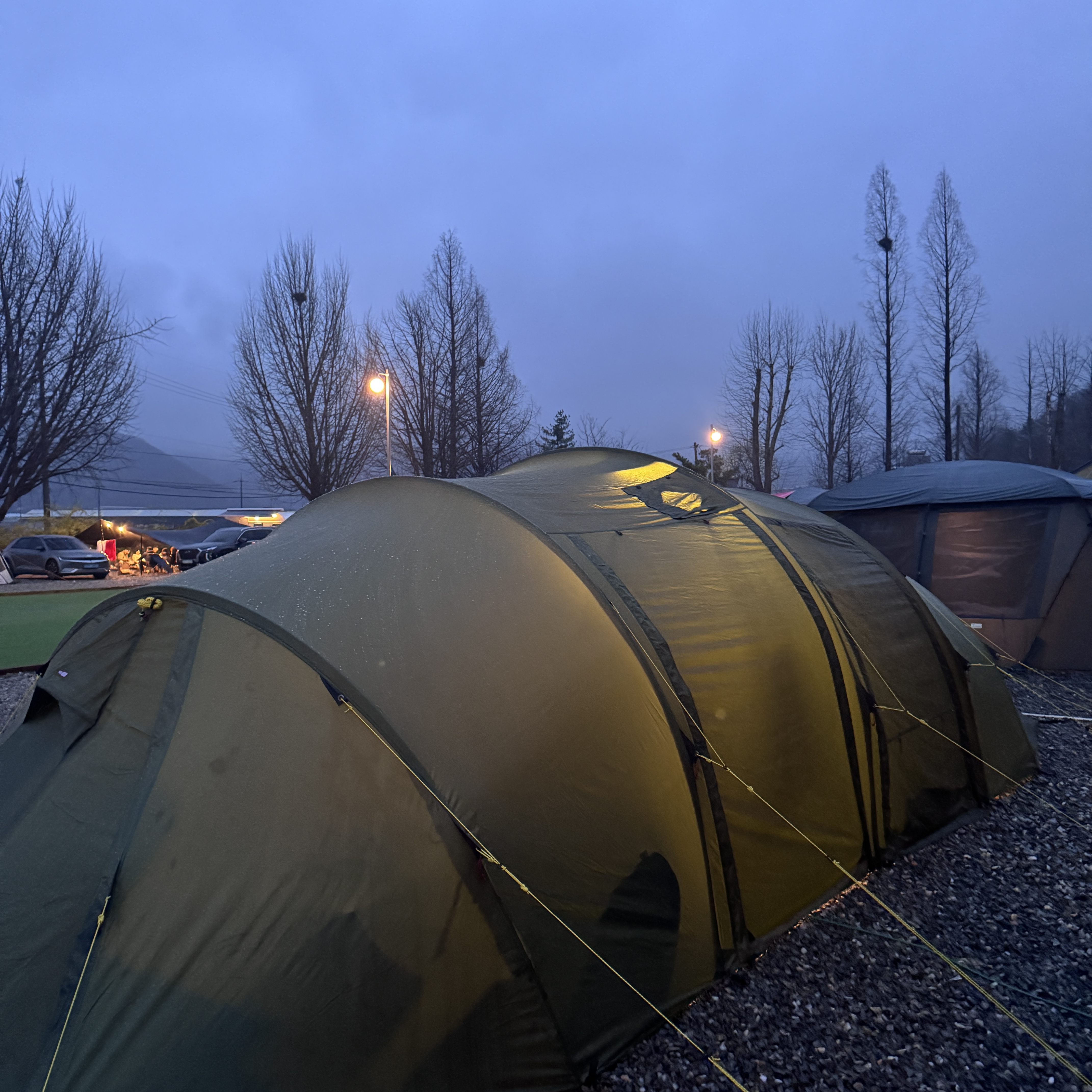 Helsport Valhall Outer Tent 착용 스타일 - 5
