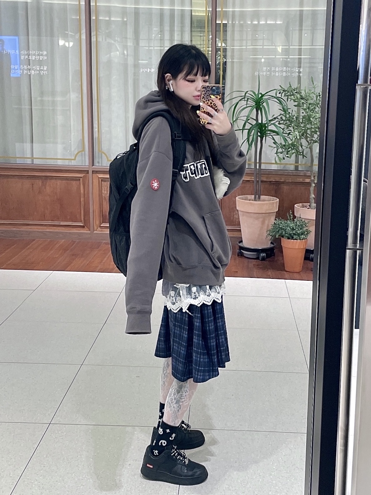 Nike x Supreme Air Force 1 Low Black, Cav Empt Embroidery Zip Hoody Charcoal - 24SS 착용 스타일