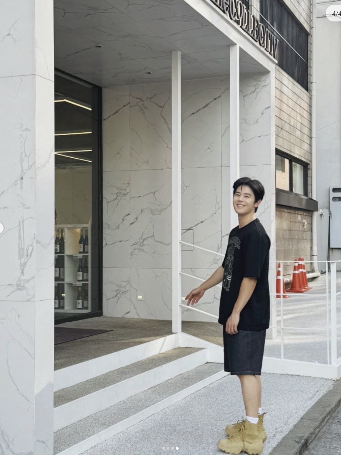 NOMANUAL S.P T-Shirt Black 착용 스타일 - 4