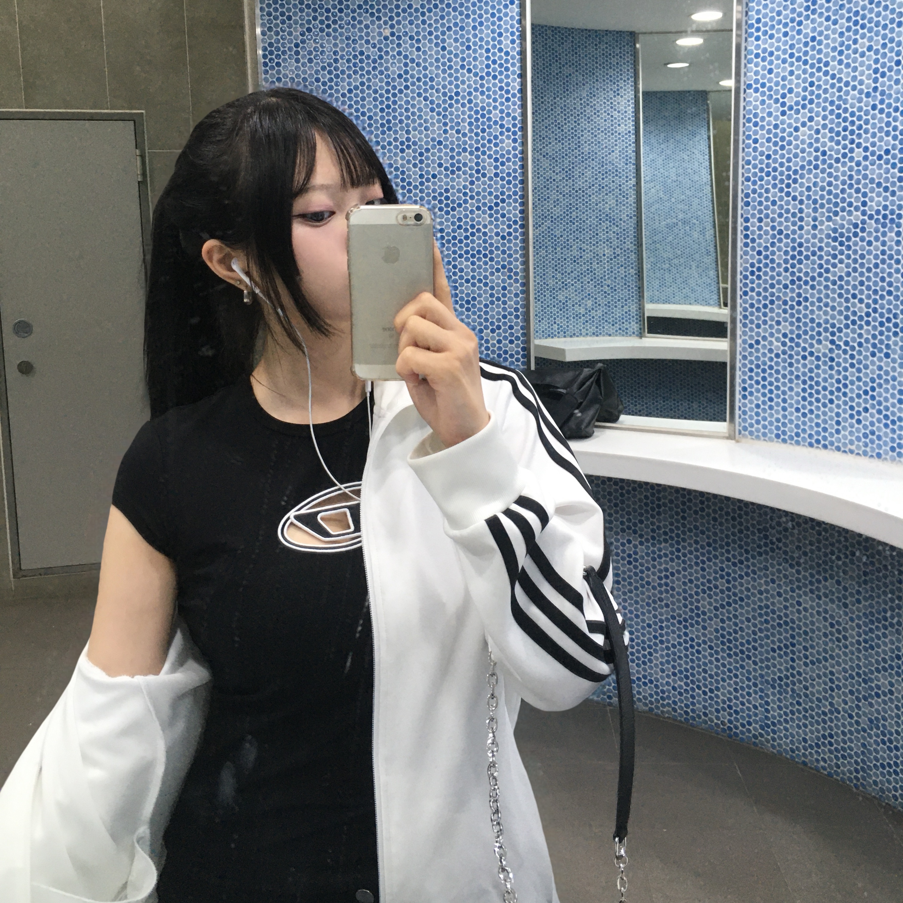 Adidas 3S Regular Fit Double Knit Track Top White - KR Sizing, (W) Diesel T-Angie Peekaboo Logo T-Shirt Black 착용 스타일