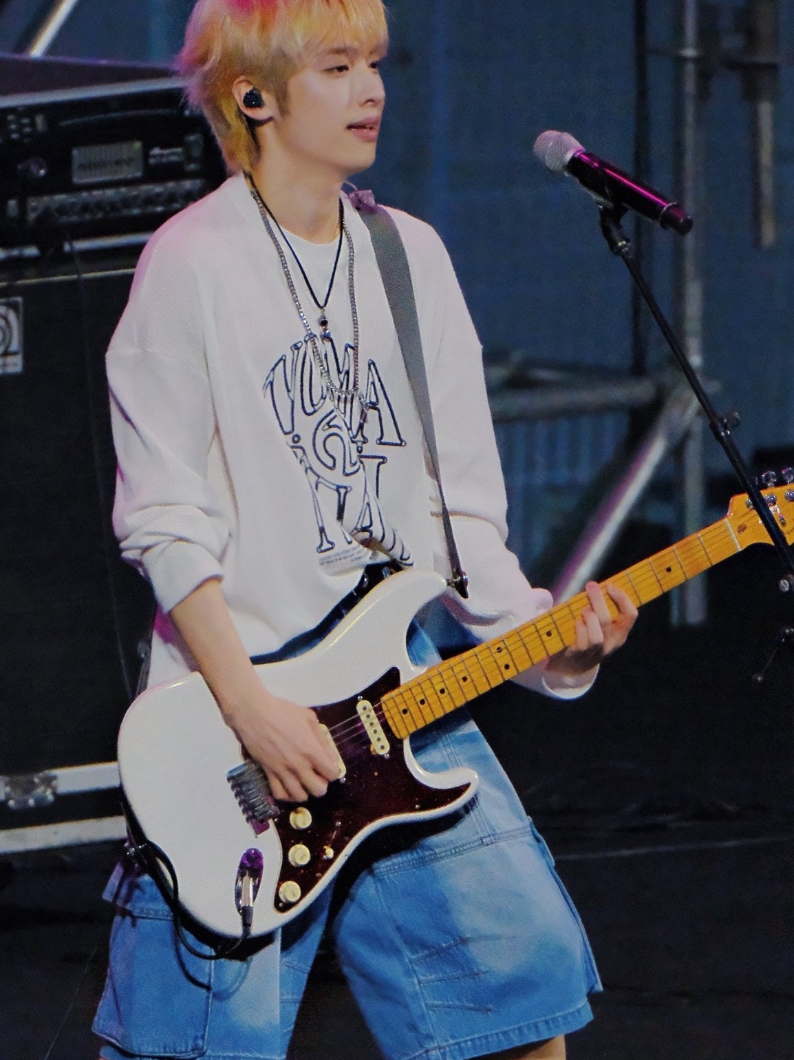 NOMANUAL S.N.A Knit Long Sleeve White 착용 스타일 - 1