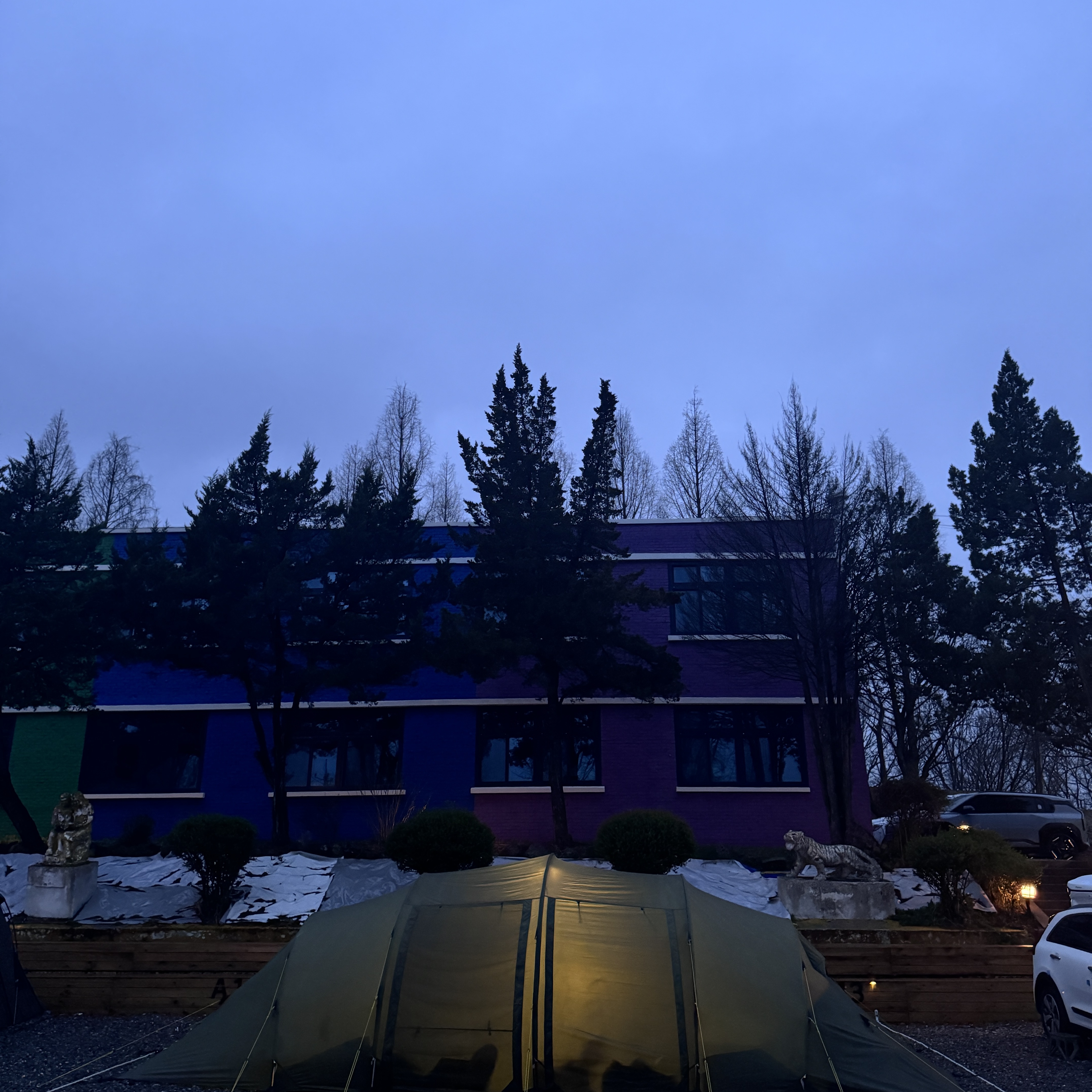 Helsport Valhall Outer Tent 착용 스타일 - 3