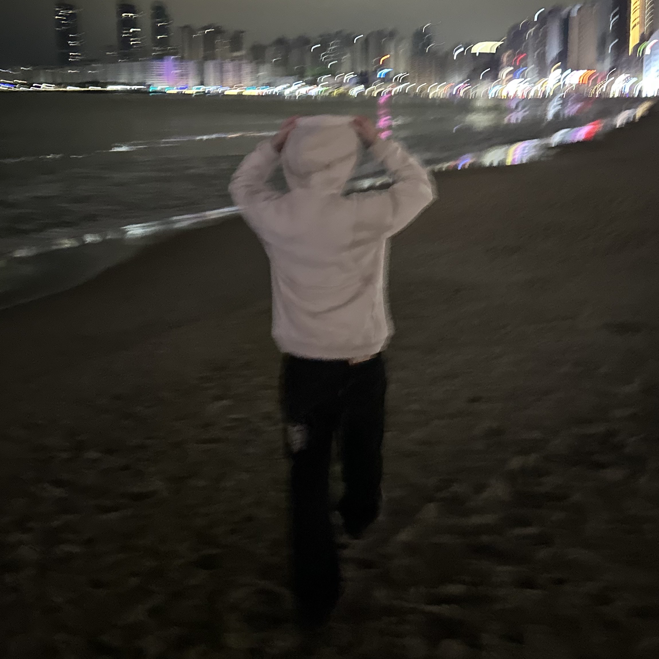스투시 x 리바이스 크리스피 린스 568 진 블랙 착용 스타일