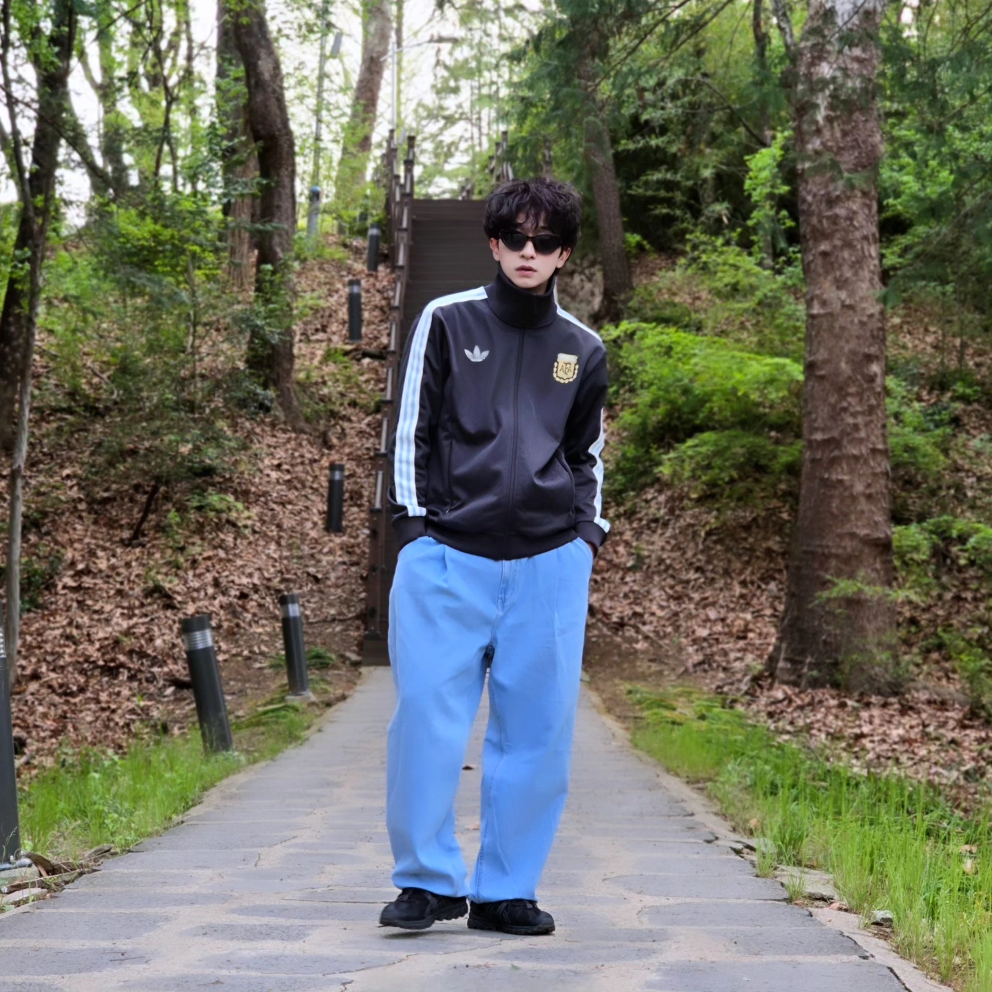 Adidas Argentina Beckenbauer Track Top Utility Black - KR Sizing, Adidas Argentina Beckenbauer Track Top Utility Black - US Sizing 착용 스타일 - 1