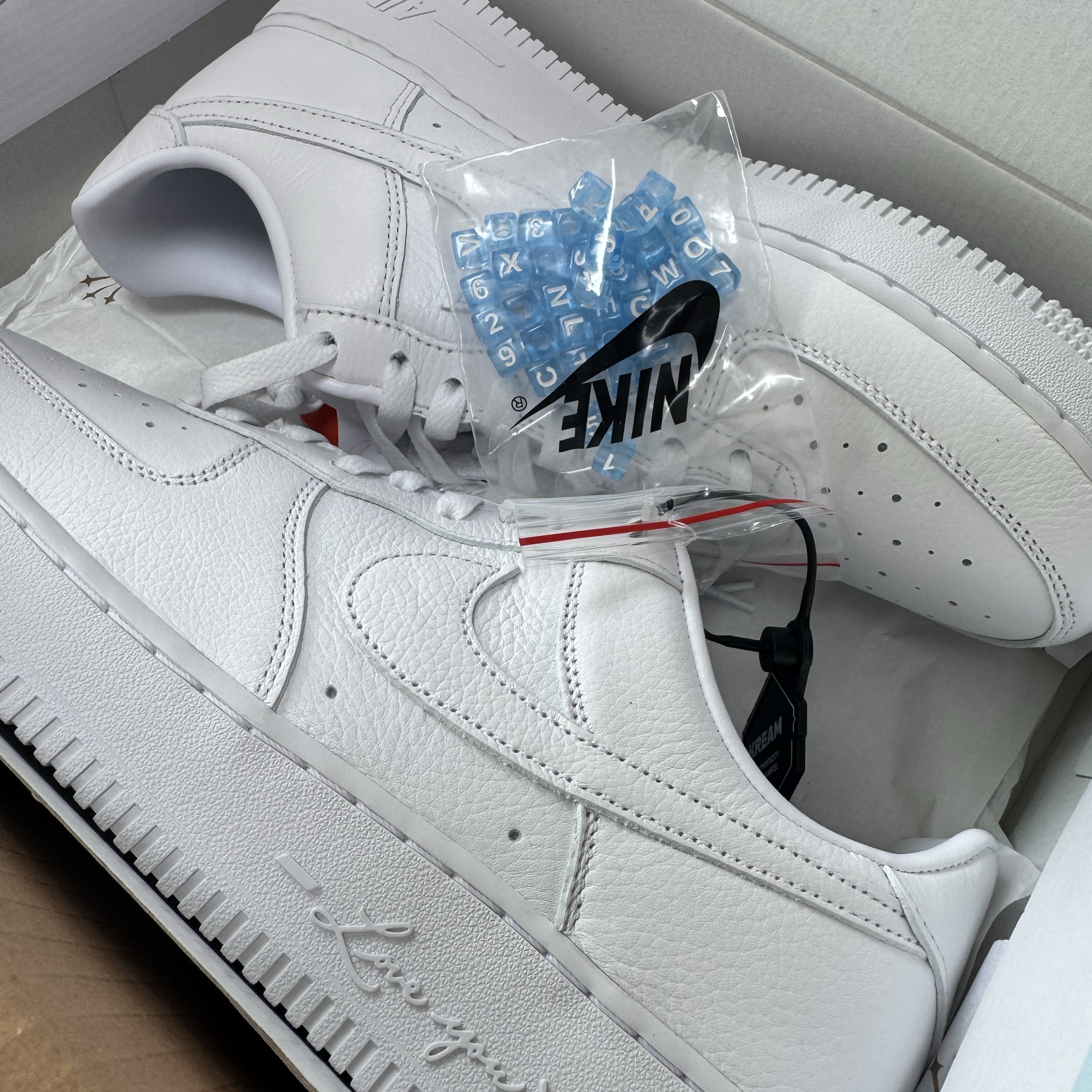 Nike x Drake Nocta Air Force 1 Low SP Certified Lover Boy White 착용 스타일