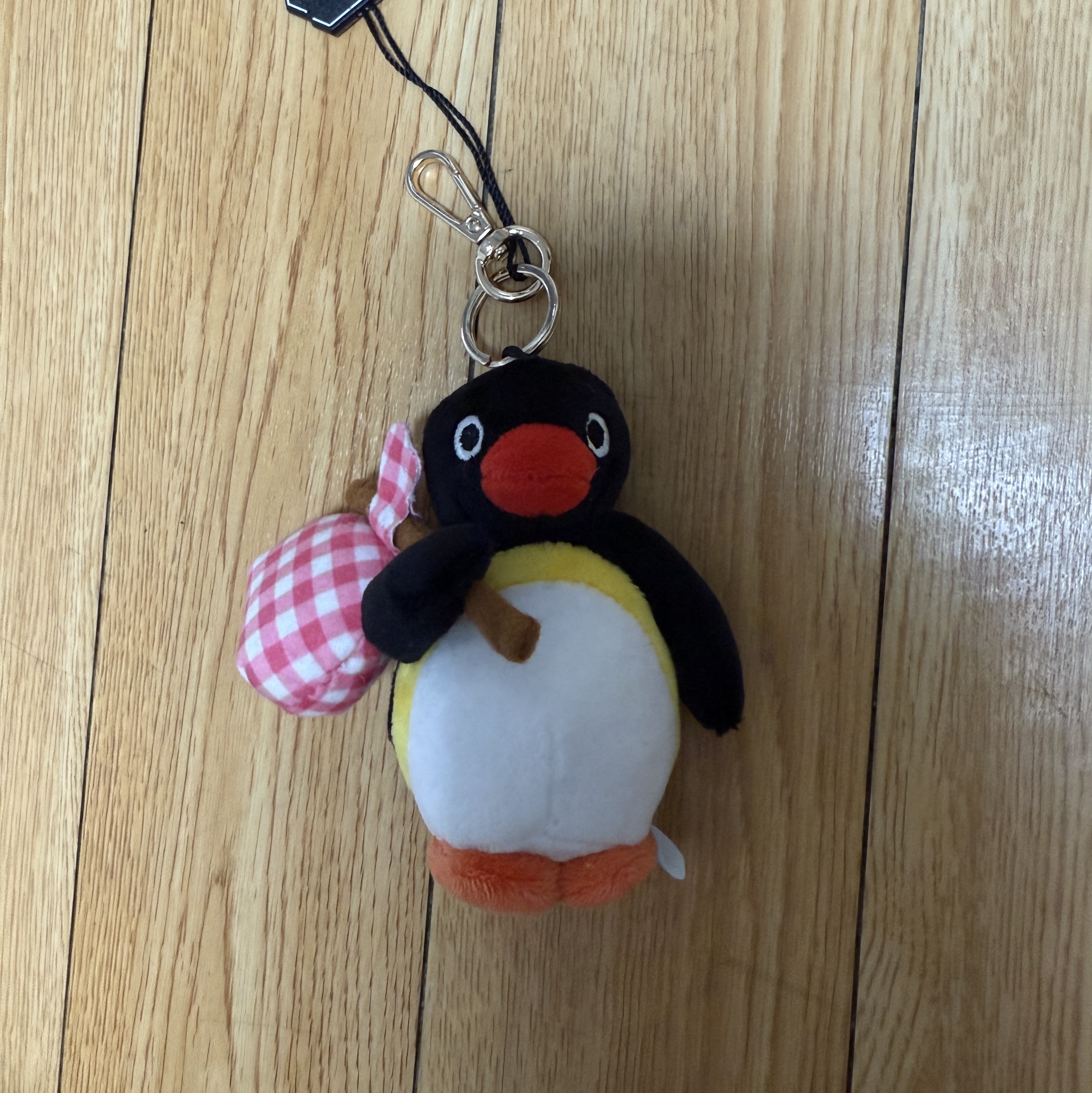 Pingu Bottari Keyring 착용 스타일