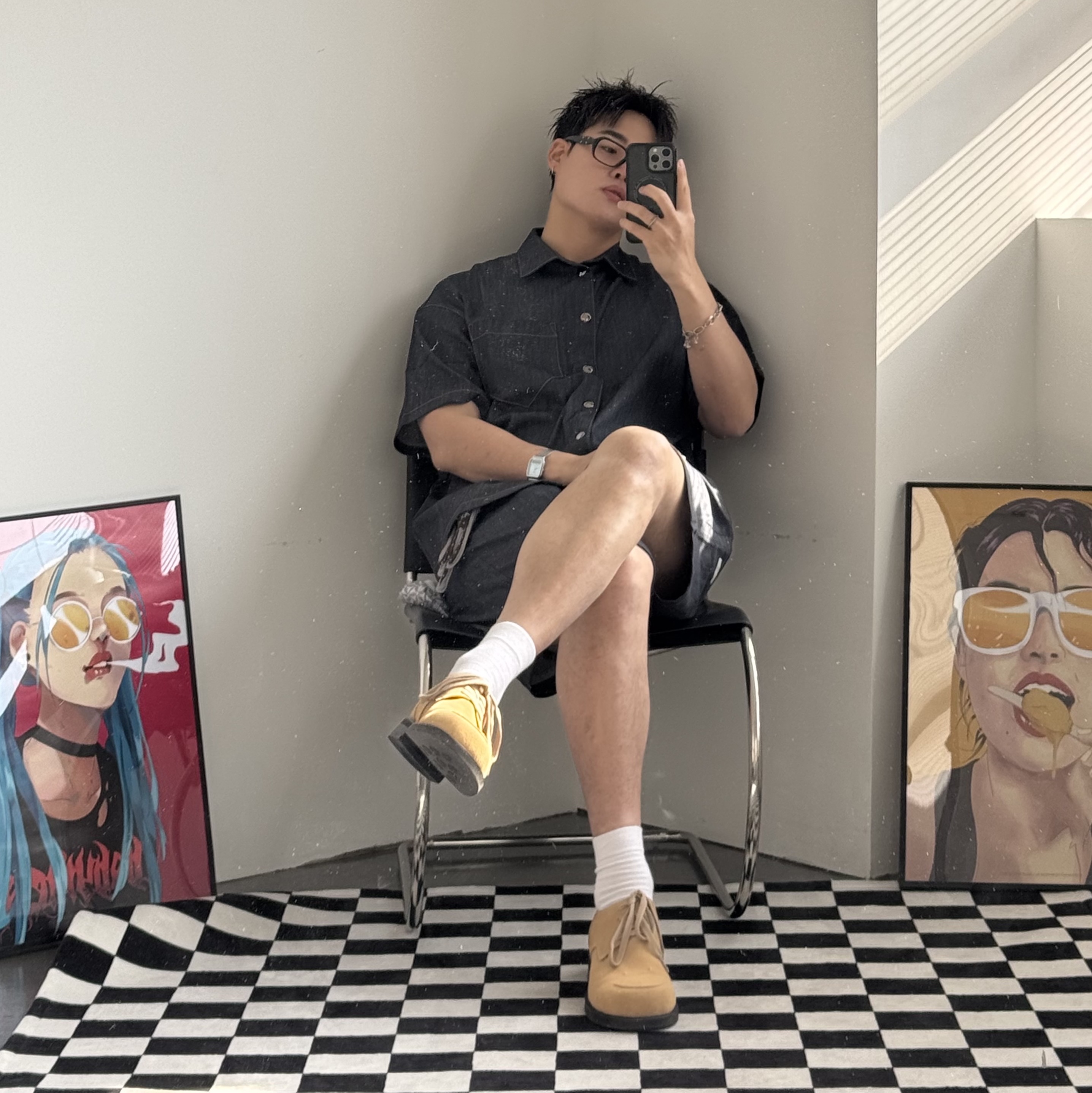 젠틀 몬스터 x 메종 마르지엘라 MM212 블랙 클리어 착용 스타일 - 2