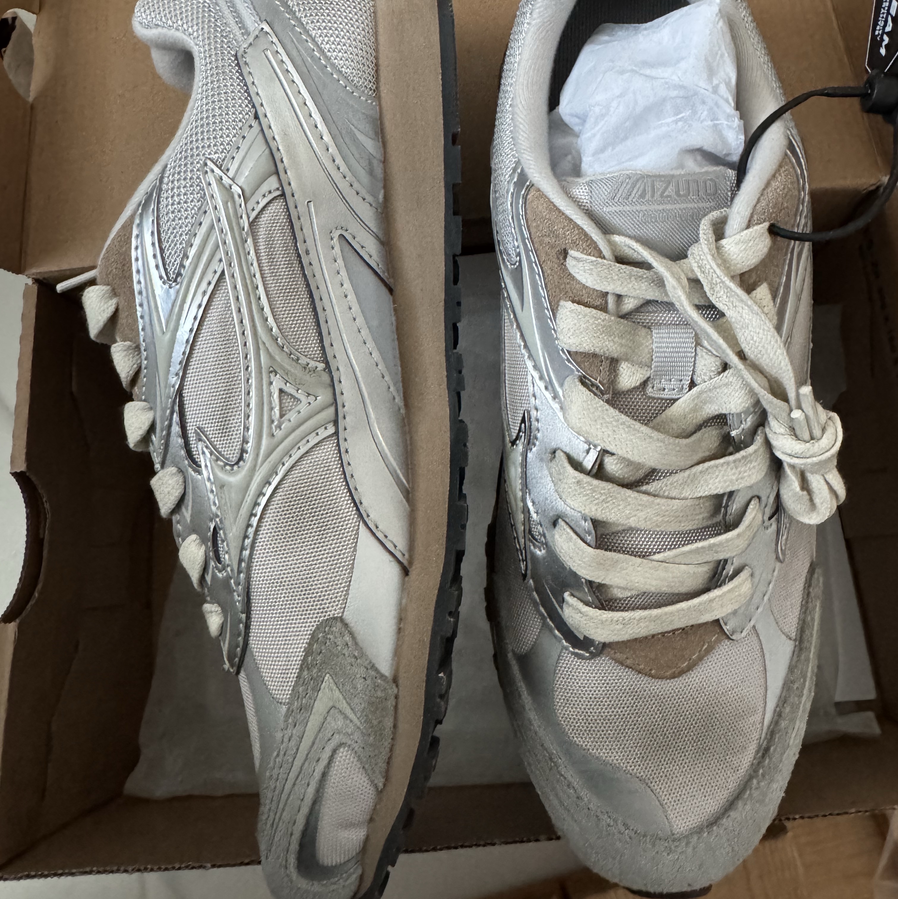 Mizuno LG 60S 2K White Grey 착용 스타일