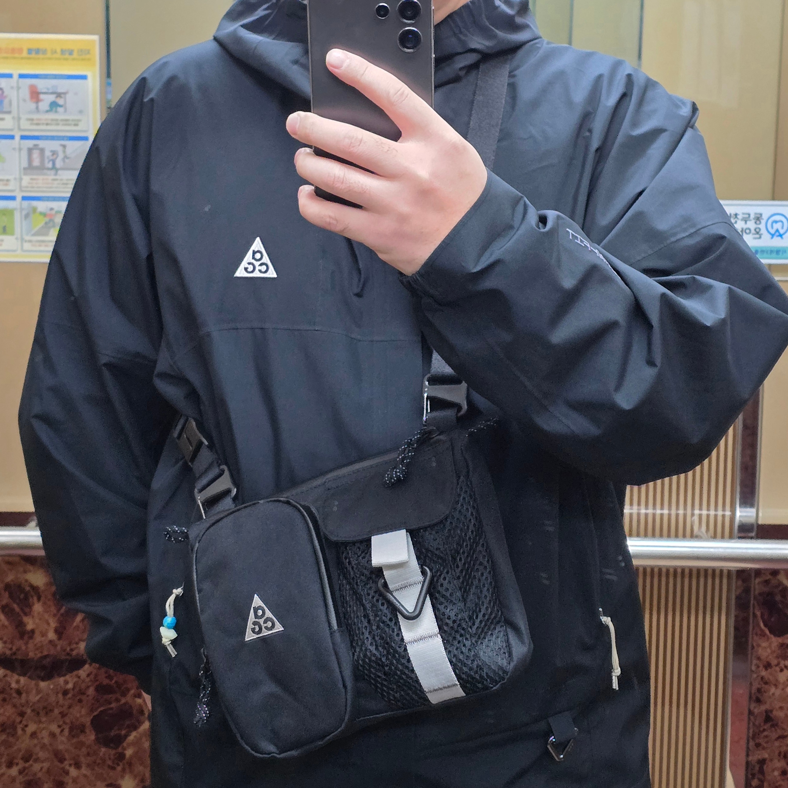 Nike ACG Storm-Fit ADV Cascade Rains Full Zip Jacket Black - Asia 착용 스타일