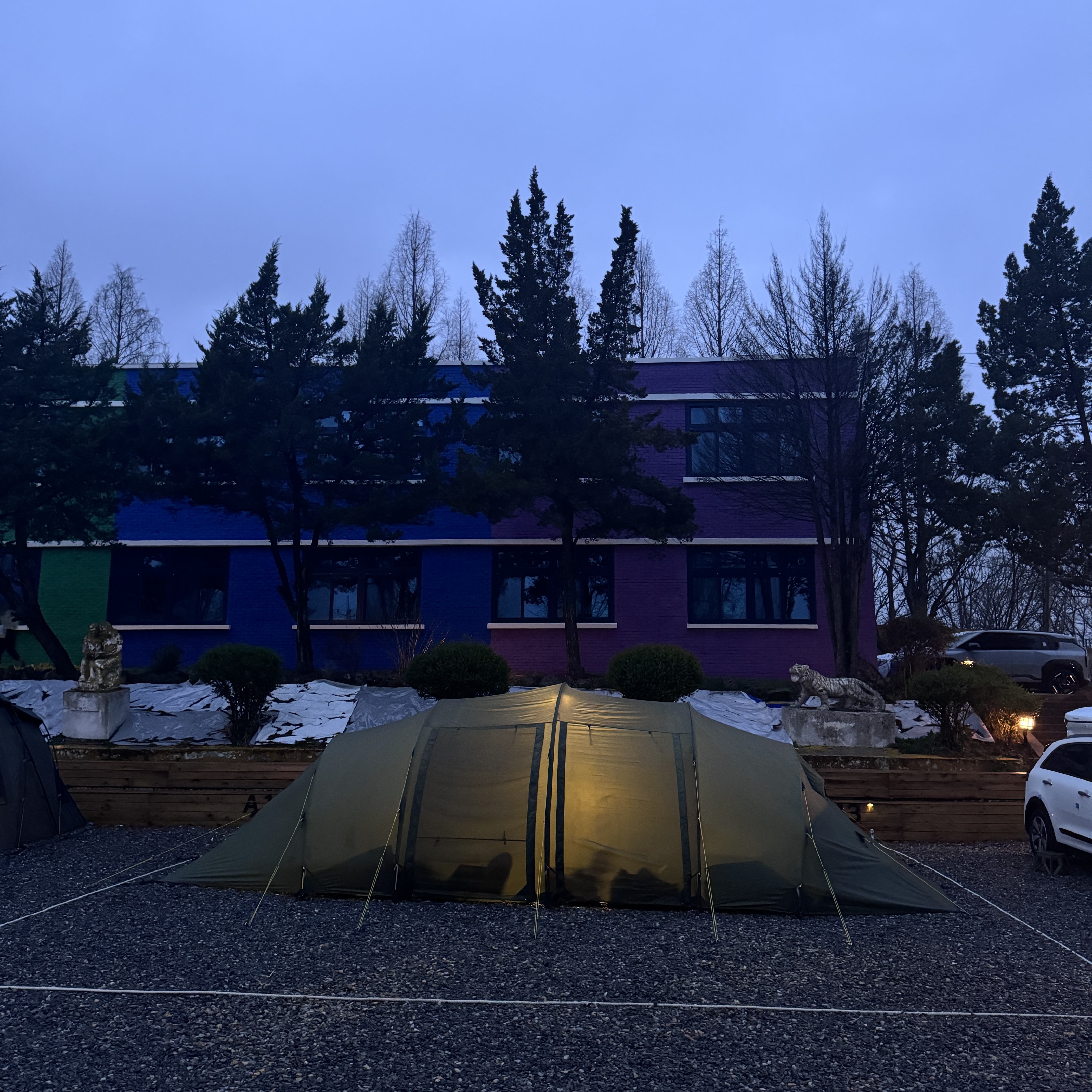 Helsport Valhall Outer Tent 착용 스타일 - 4