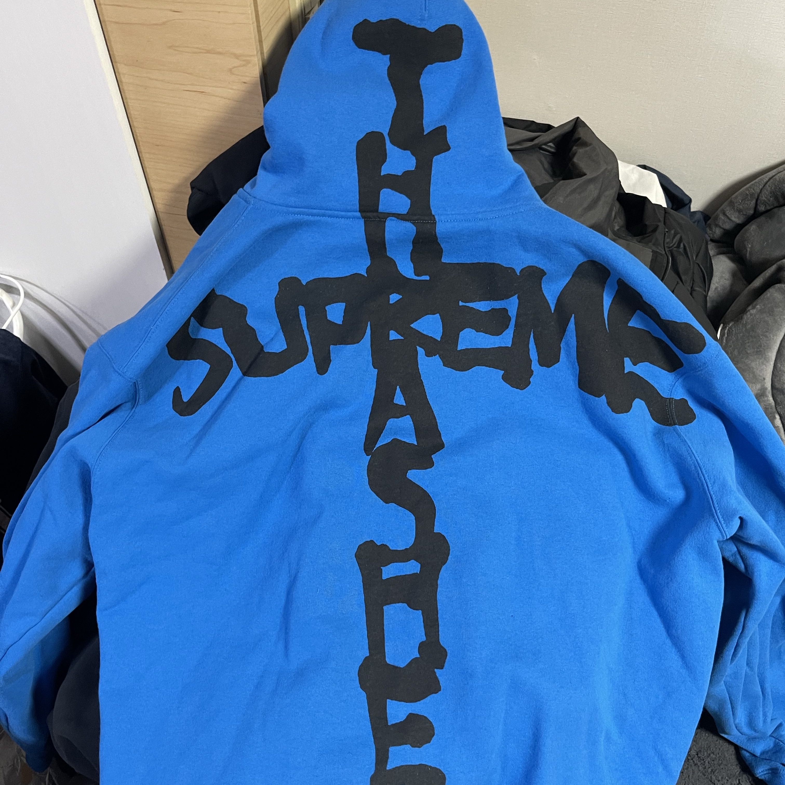 Supreme x Thrasher Zip Up Hooded Sweatshirt Bright Blue - 24FW 착용 스타일