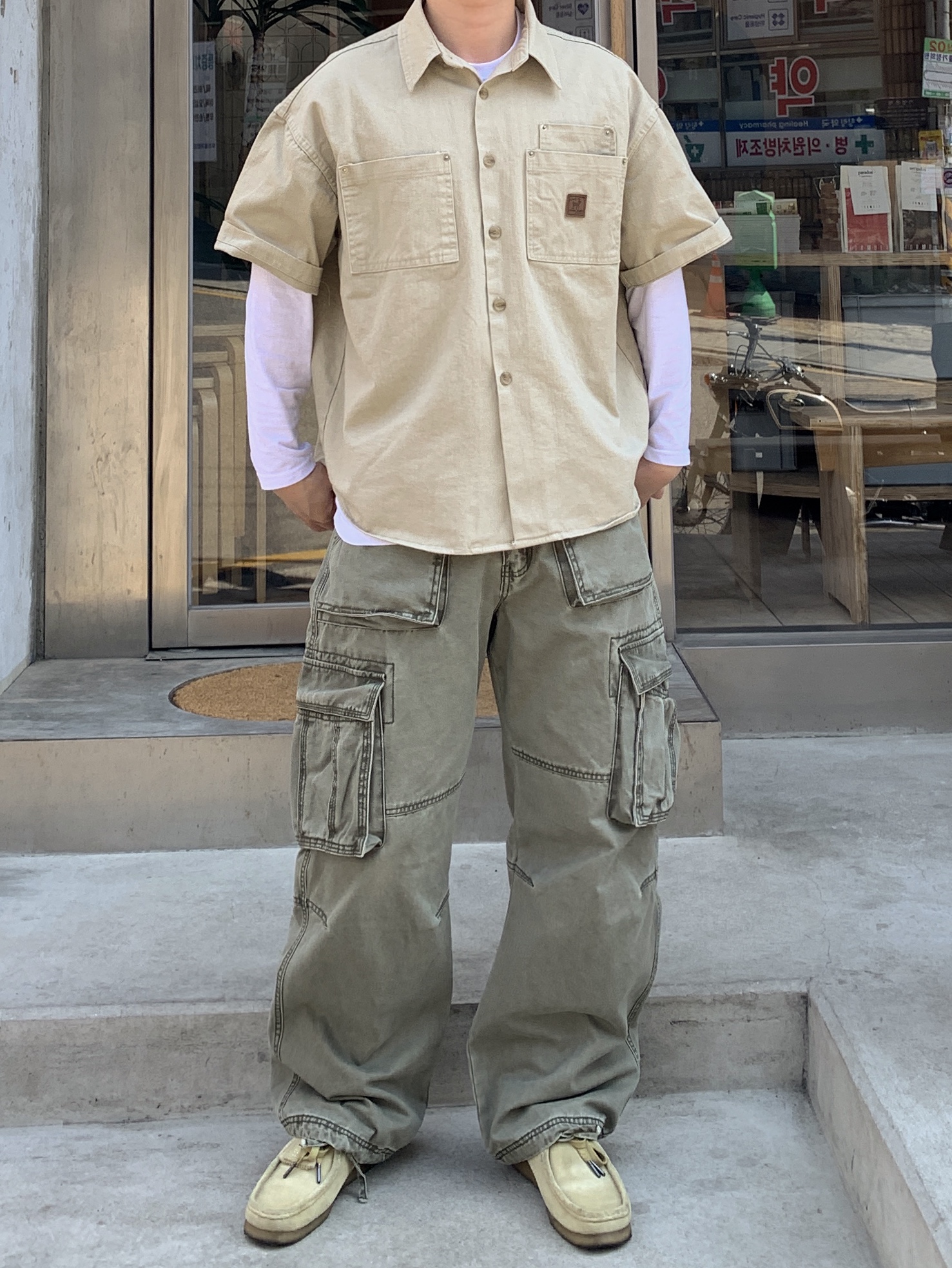 Clarks Wallabee Maple Suede, Thisisneverthat x New Era x MLB New York Yankees 59Fifty Classic Navy 착용 스타일 - 3