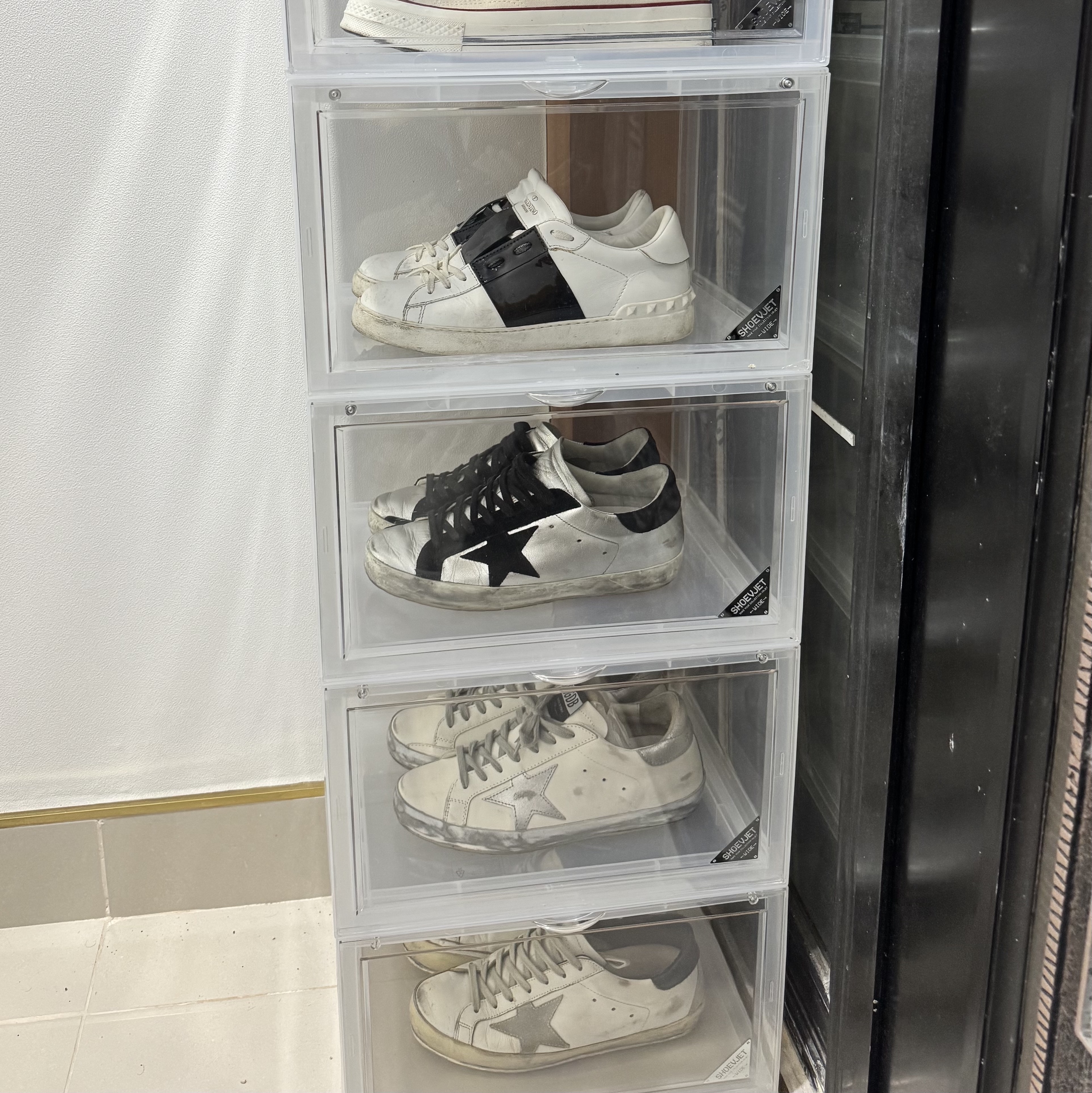 Golden Goose Superstar Silver Black Tab Sneakers, Golden Goose Superstar White Black Heel Tab Sneakers 착용 스타일