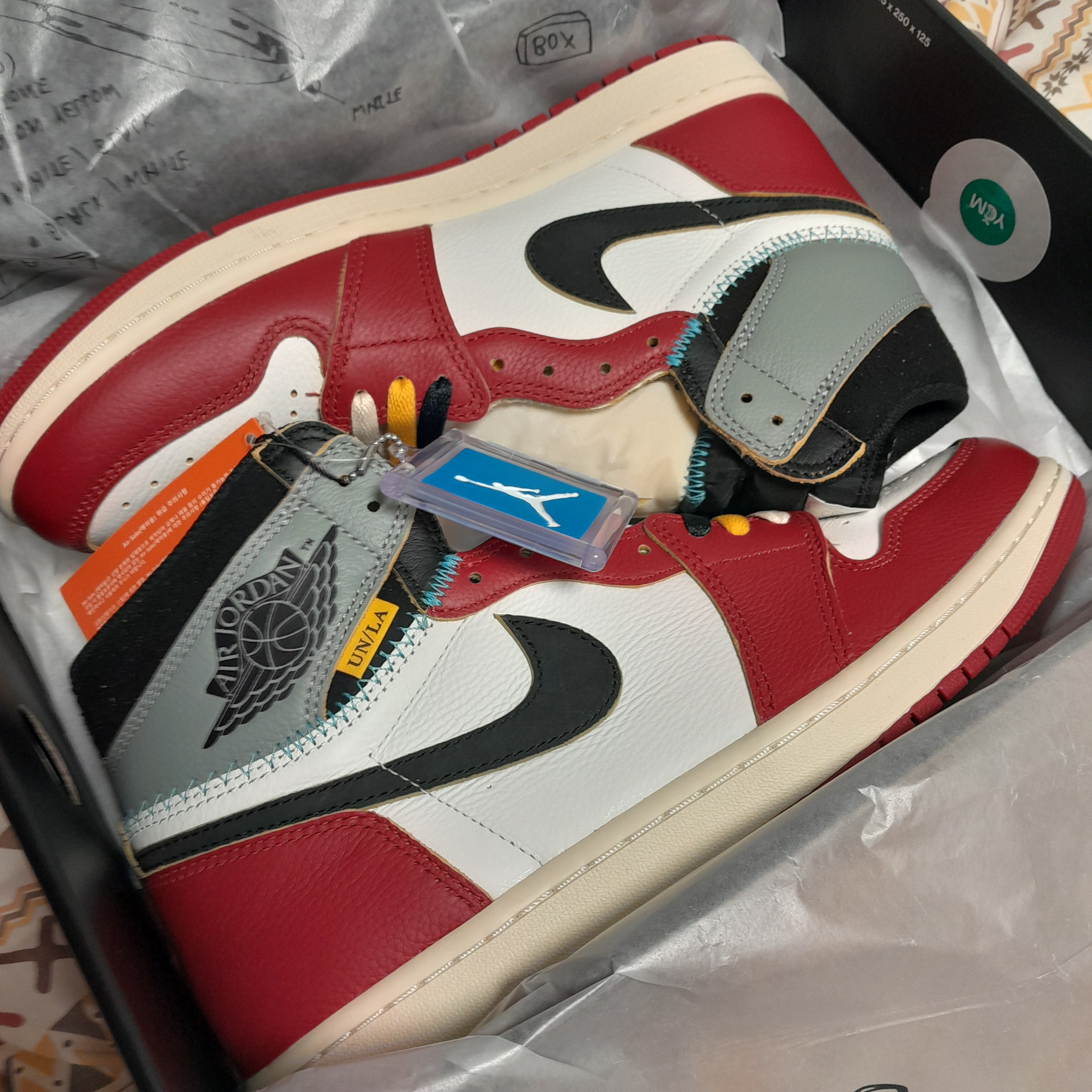 Jordan 1 x Union Retro High OG Chicago Shadow 착용 스타일 - 4