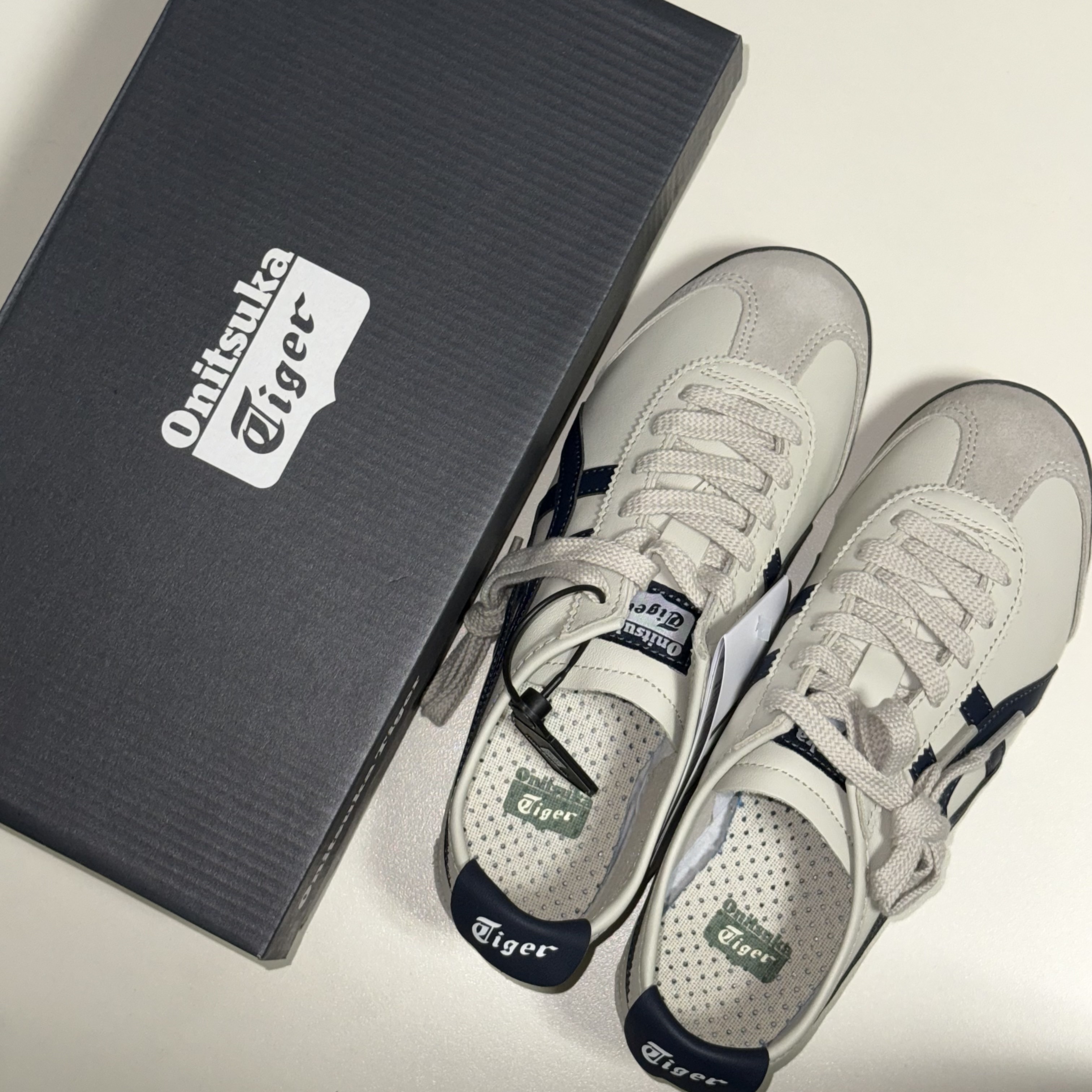 Onitsuka Tiger Mexico 66 Birch 착용 스타일