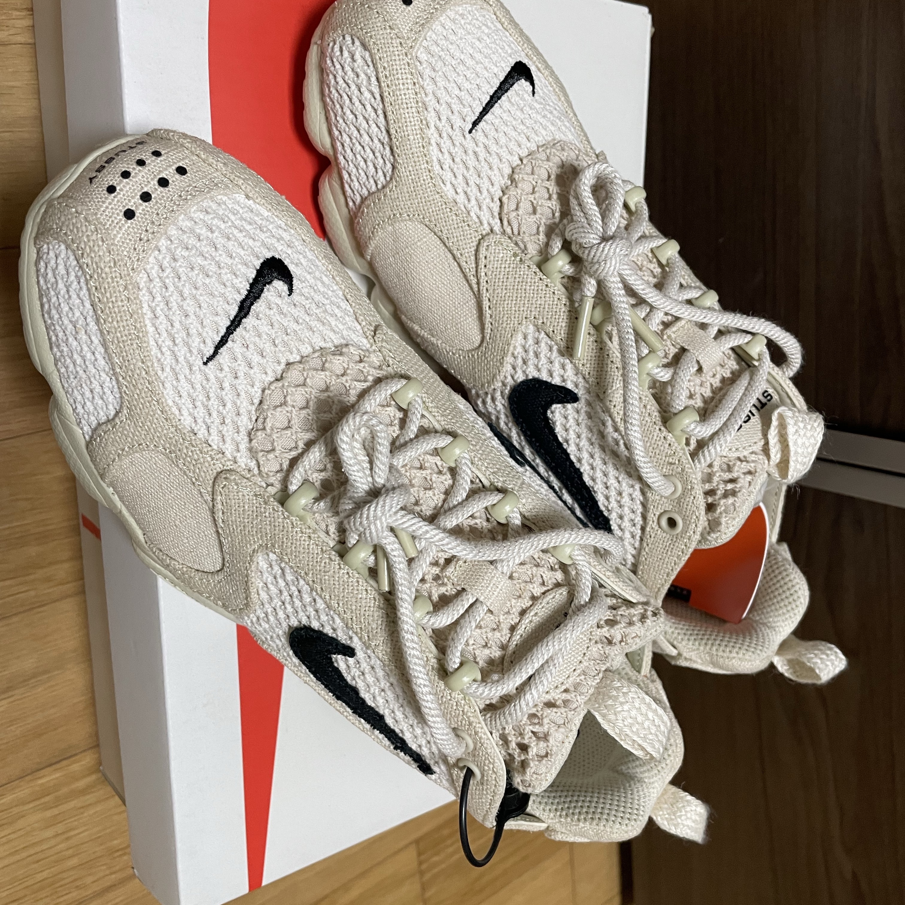 Nike x Stussy Air Zoom Spiridon Cage 2 Fossil 착용 스타일