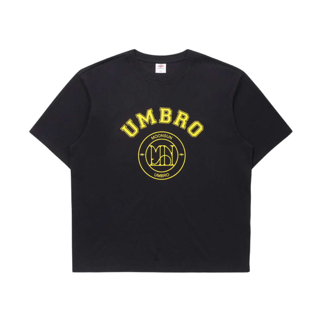 엄브로 x 문선 링거 레터링 숏슬리브 티셔츠 블랙 | Umbro | KREAM