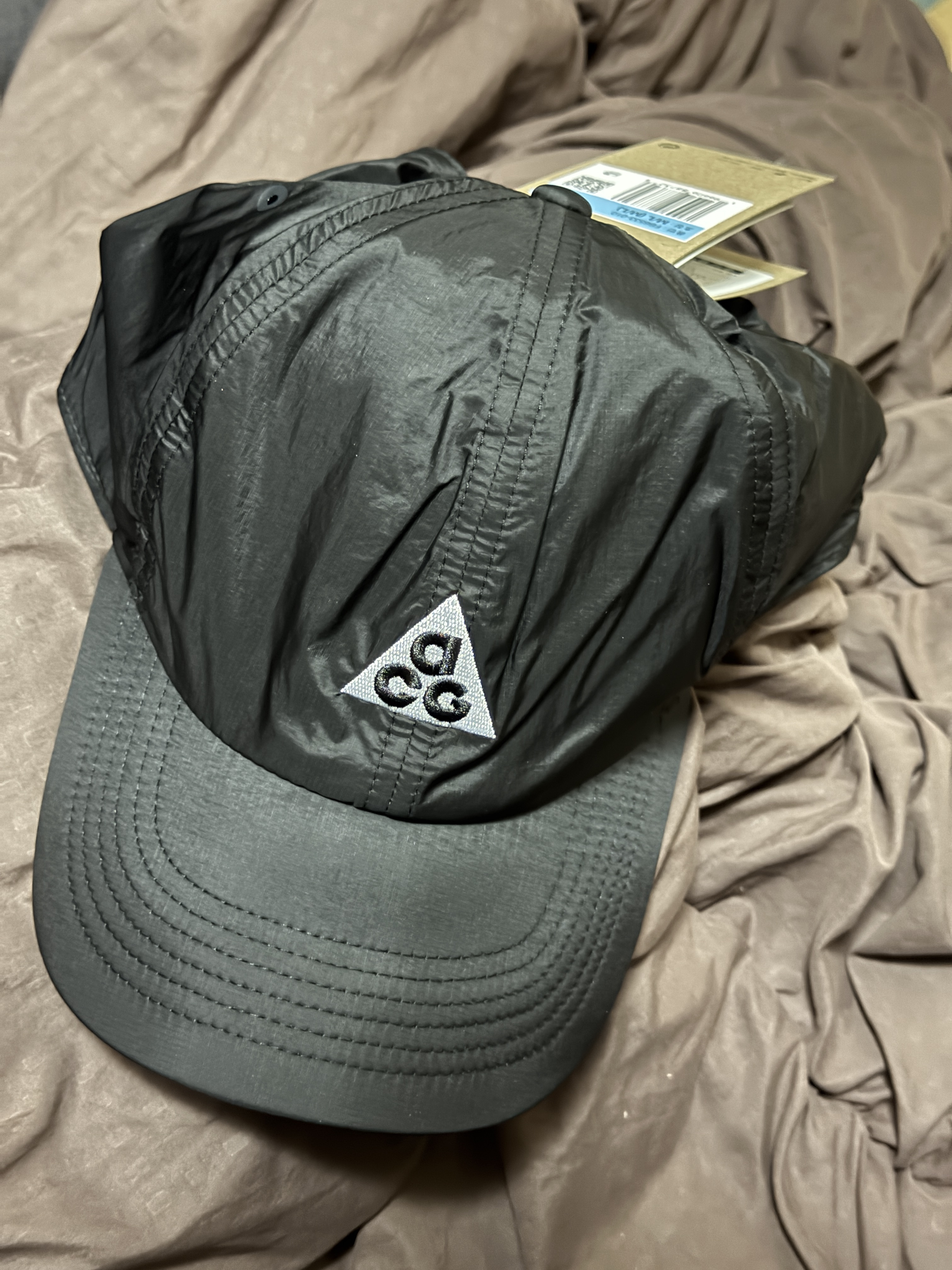 Nike ACG Trail Cap Black 착용 스타일
