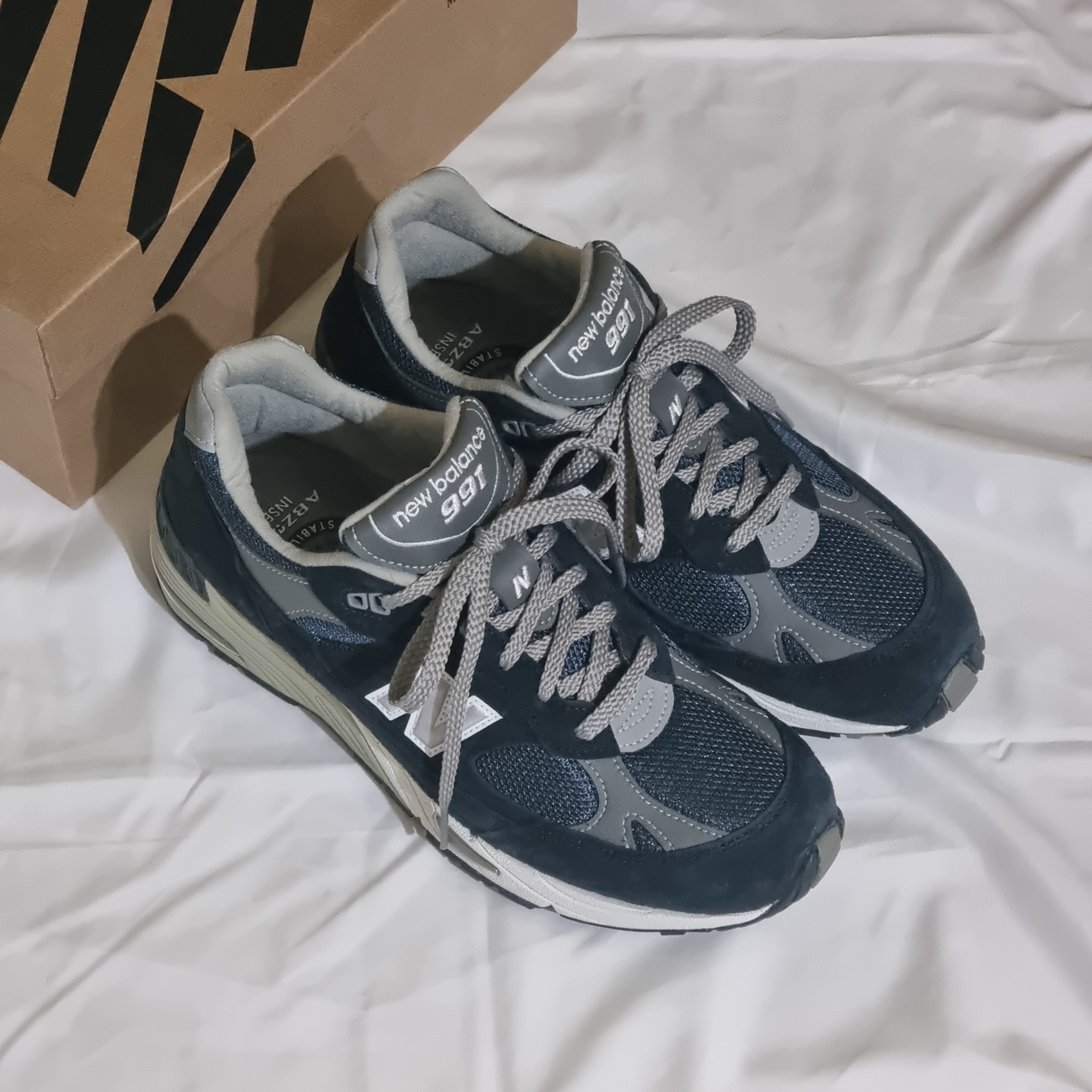 New Balance 991 Made in UK Navy 착용 스타일