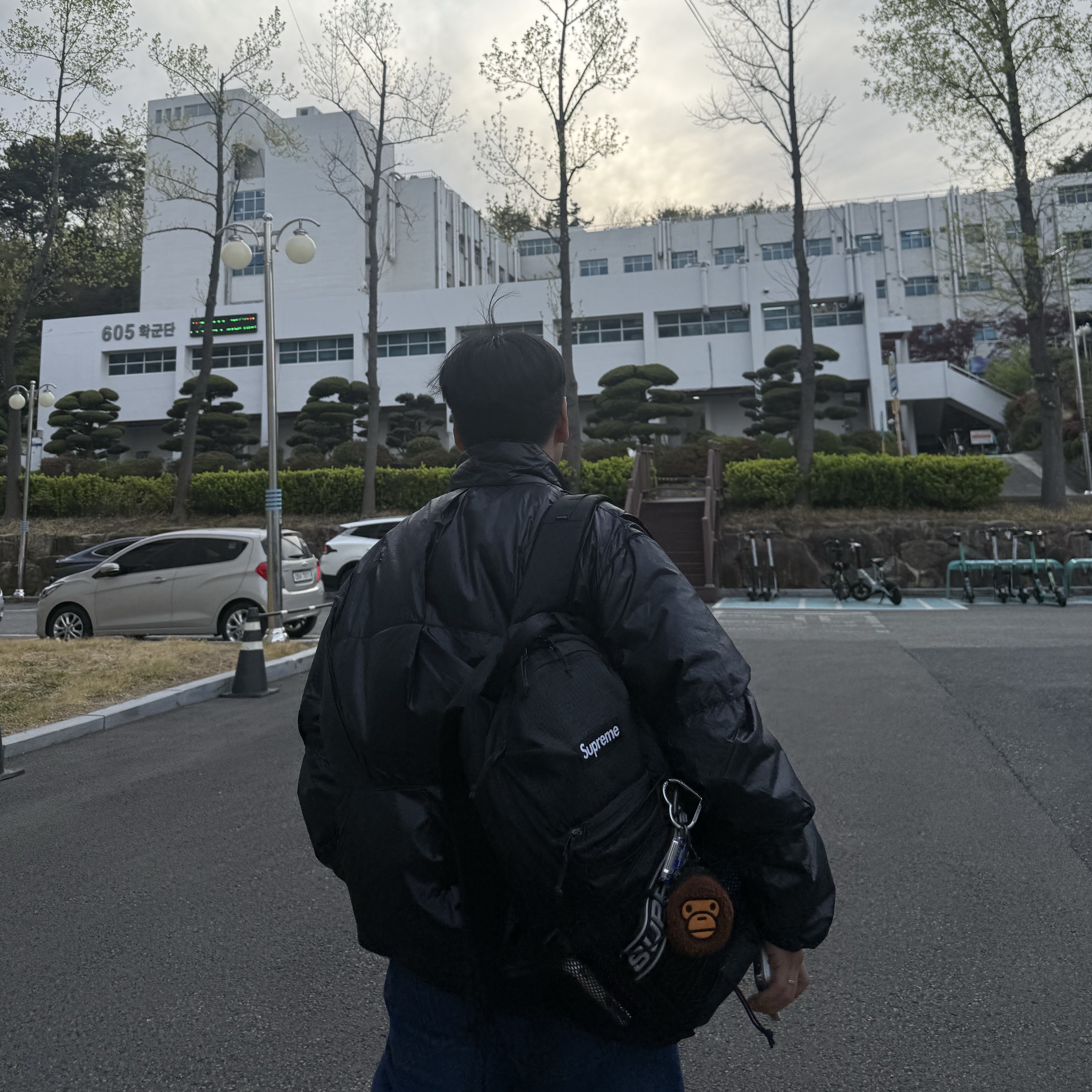 Our Legacy Exhale Puffa Tech Chintz Ripstop Black, Supreme Backpack Black - 23FW 착용 스타일 - 2