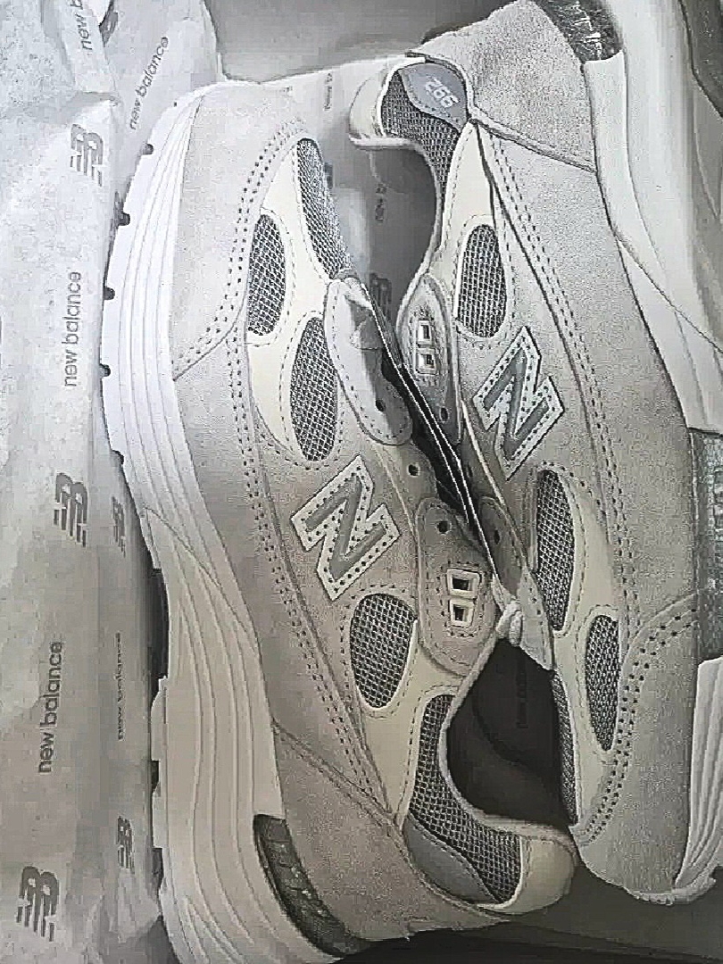 New Balance 992 Made in USA Core White Reflection, [SS25] moif 404 Gnf(F) H/S Tee Black 착용 스타일 - 1