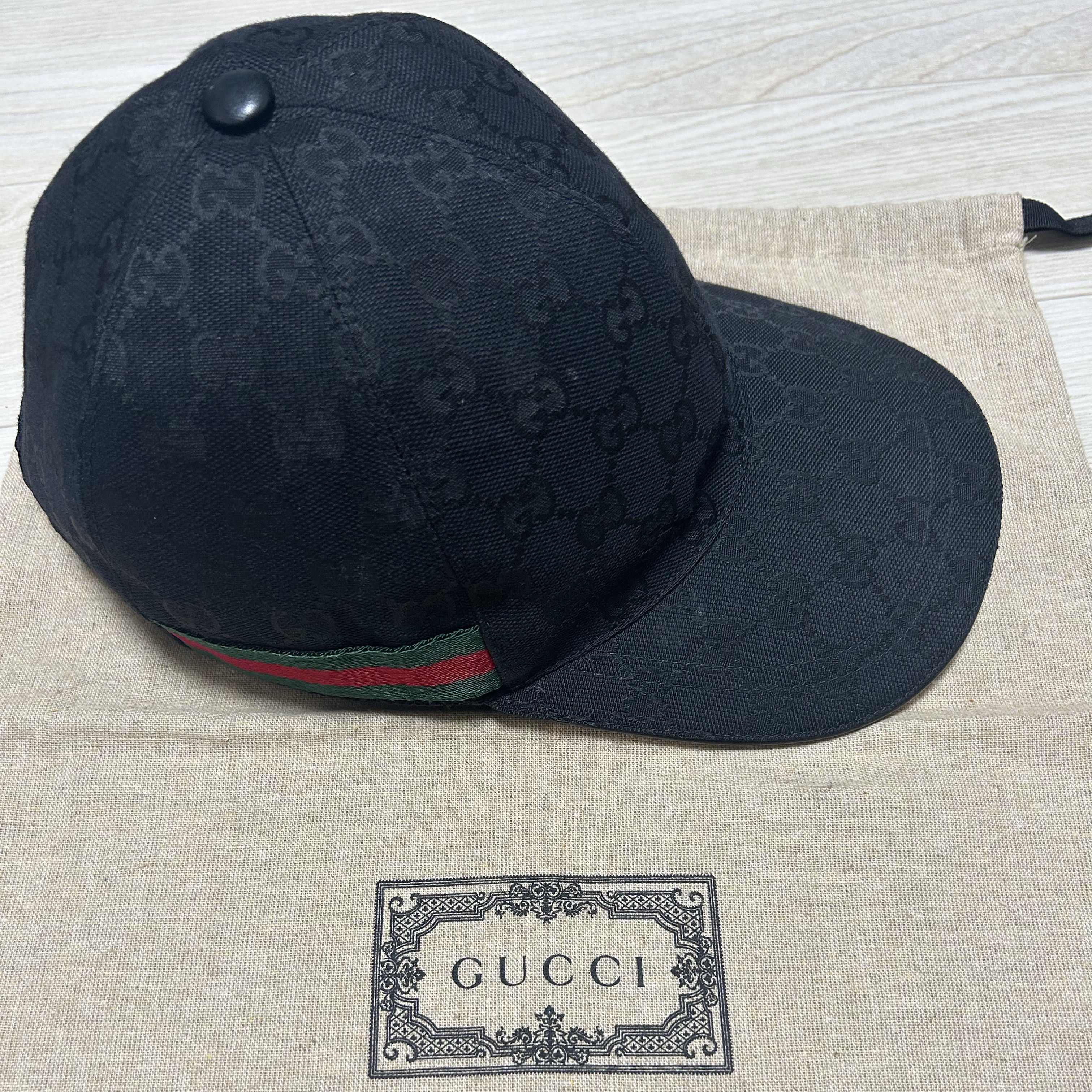 Gucci Original GG Baseball Hat with Web Black 착용 스타일