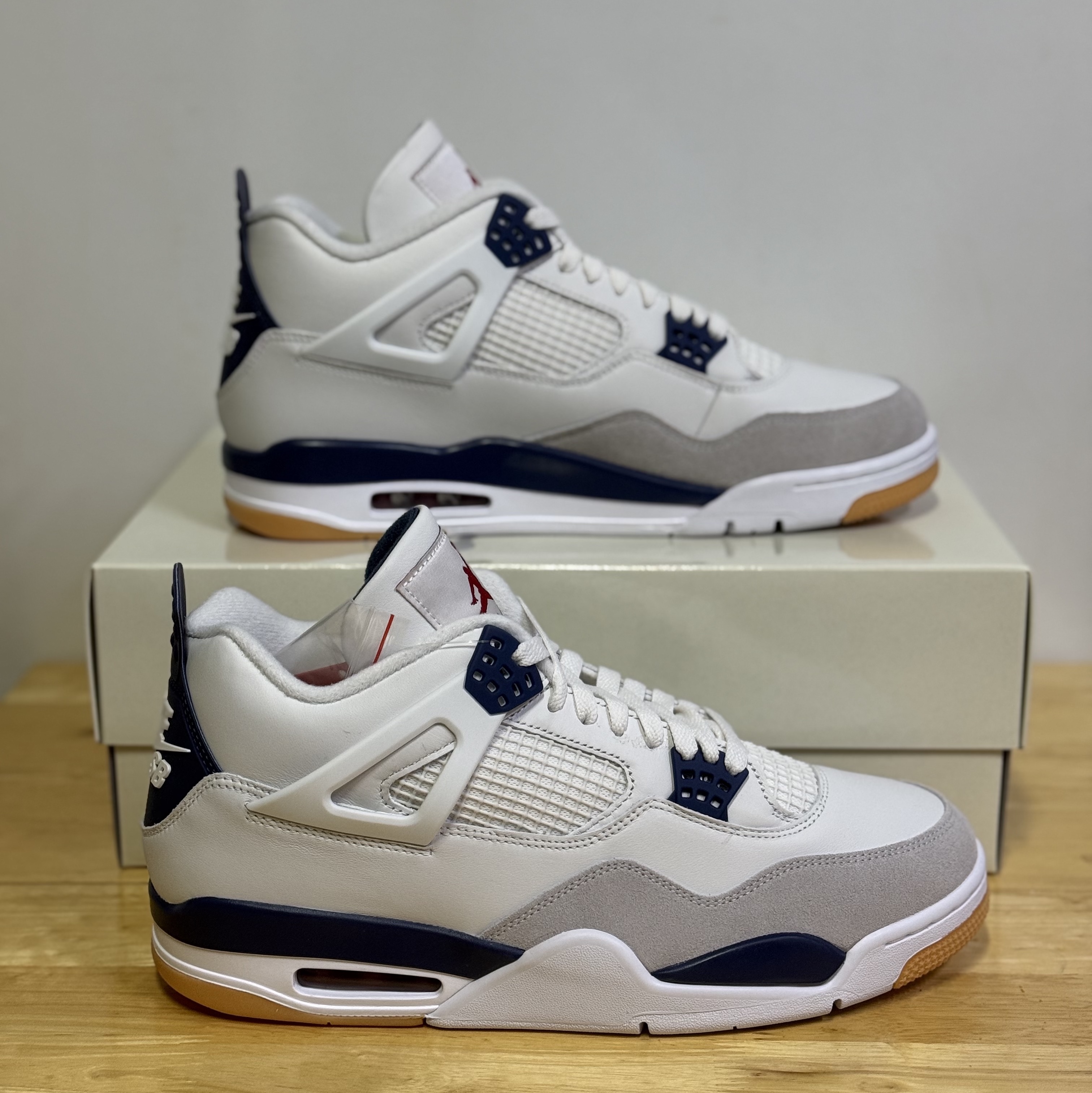 Jordan 4 x Nike SB Retro SP Navy 착용 스타일 - 2