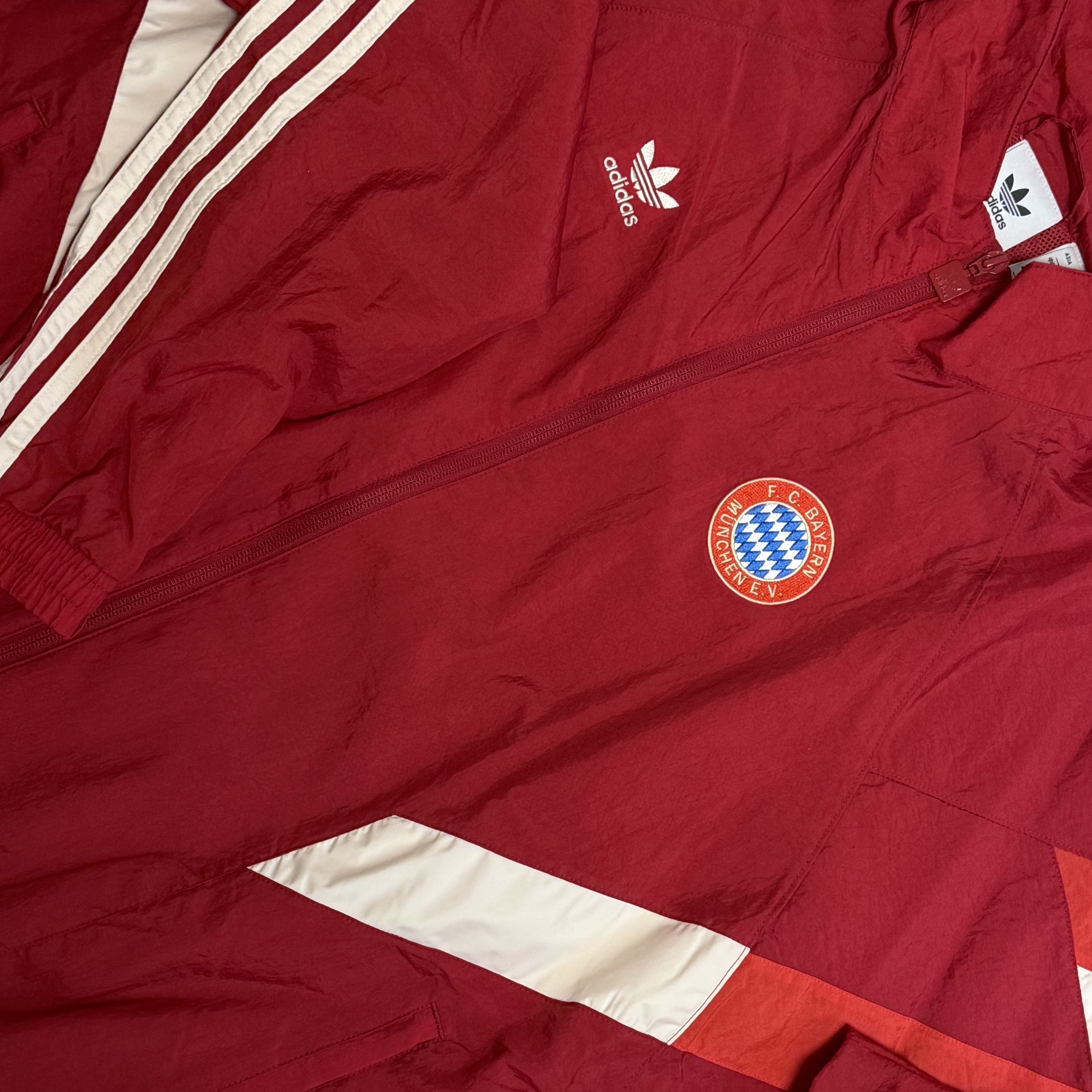 Adidas Bayern Munchen Originals Track Top Active Maroon - KR Sizing 착용 스타일