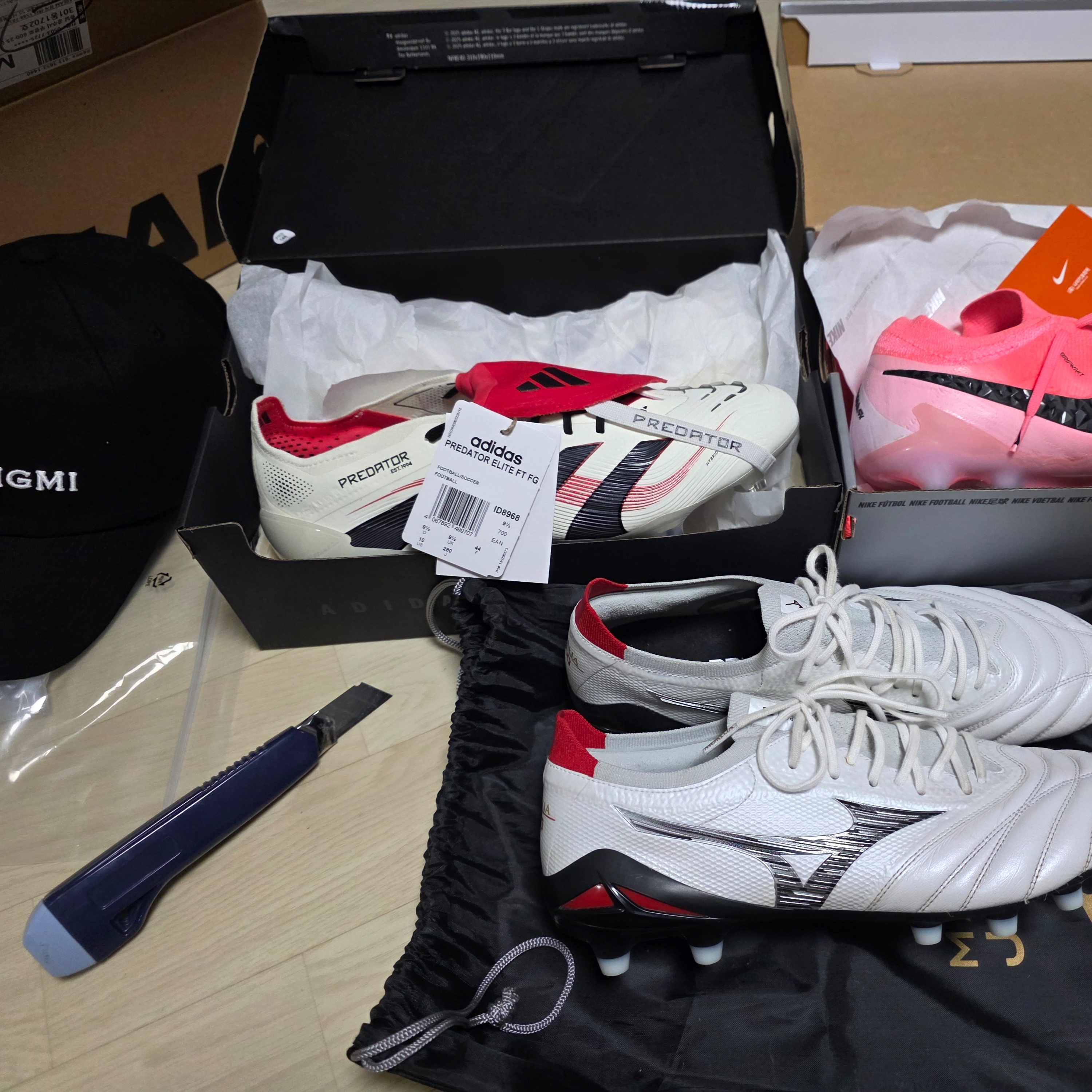 Wooyoungmi Embroidered Ball Cap Black, Adidas Predator Elite Foldover Tongue FG Off White Core Black 착용 스타일