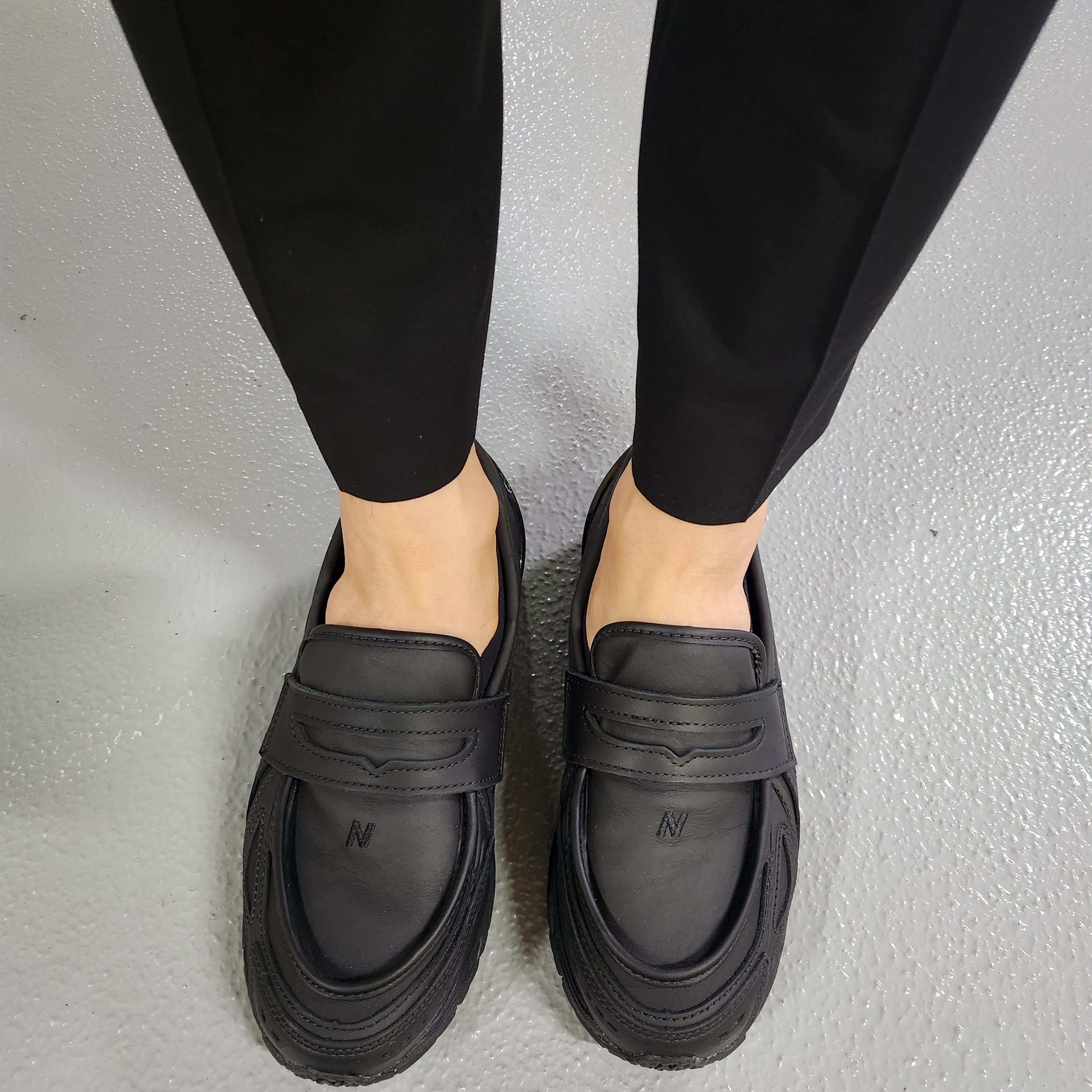 New Balance 1906L Black 착용 스타일