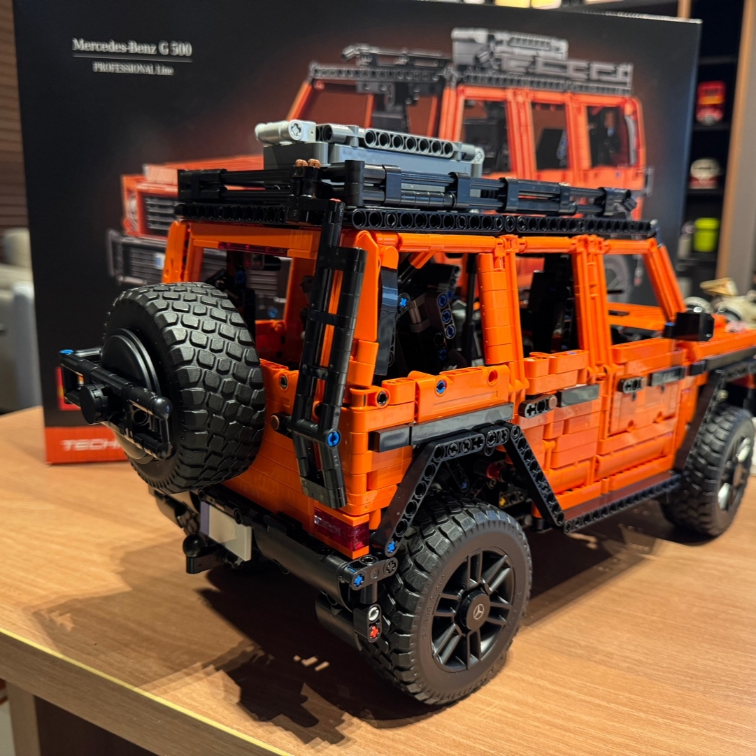 Lego Mercedes-Benz G 500 Professional Line 착용 스타일 - 2