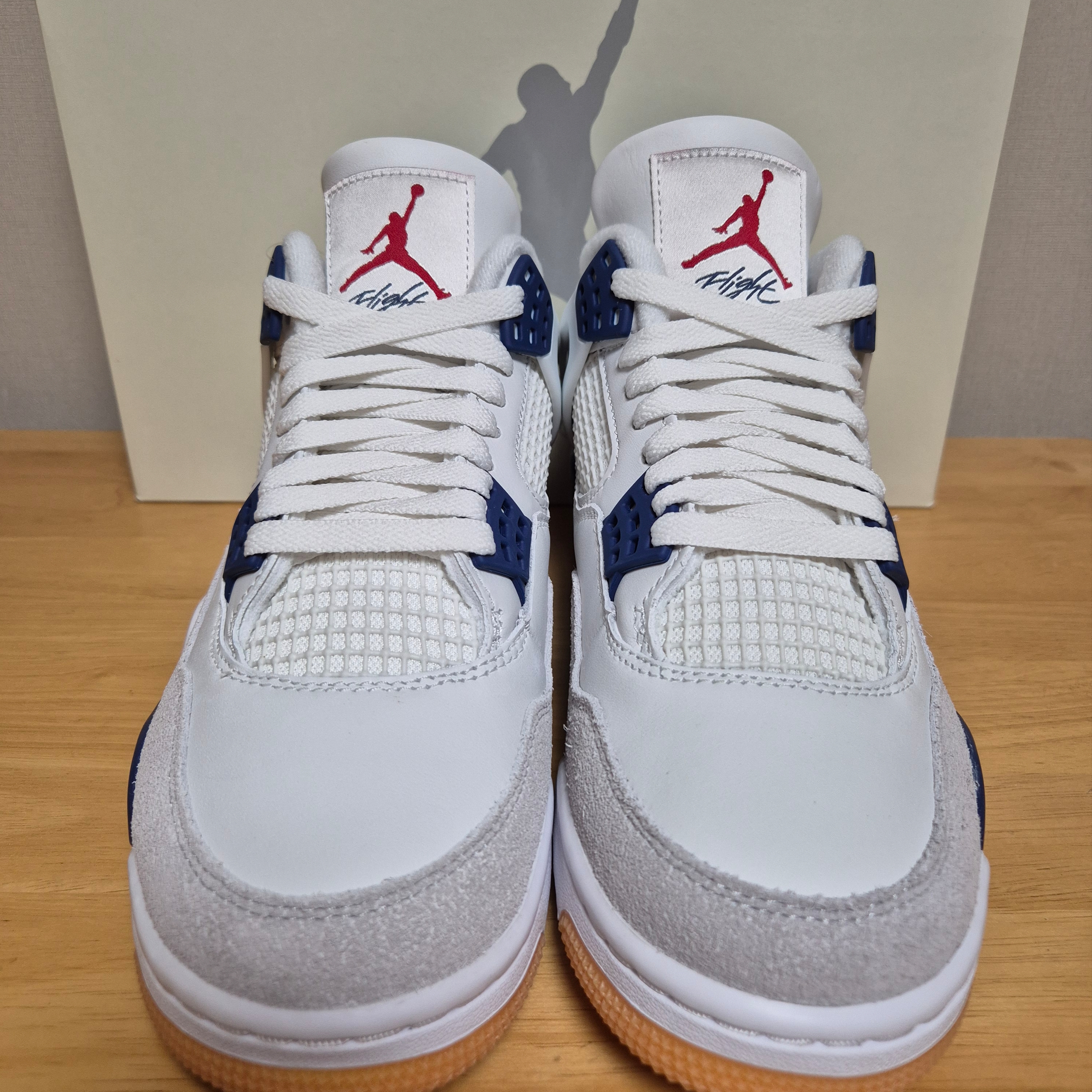 Jordan 4 x Nike SB Retro SP Navy 착용 스타일 - 1