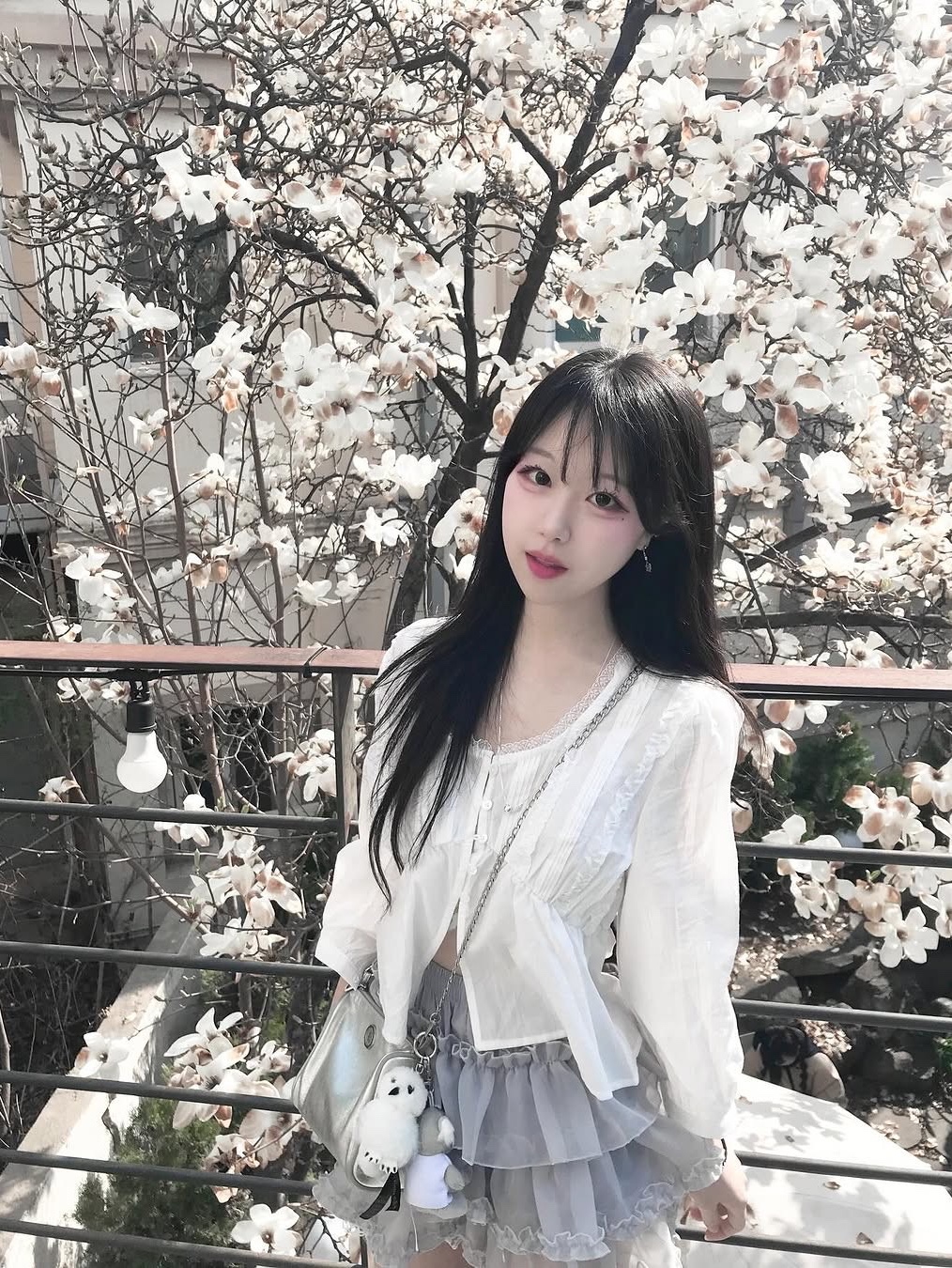 러프넥 튜튜 팬츠 스커트 그레이 착용 스타일 - 1