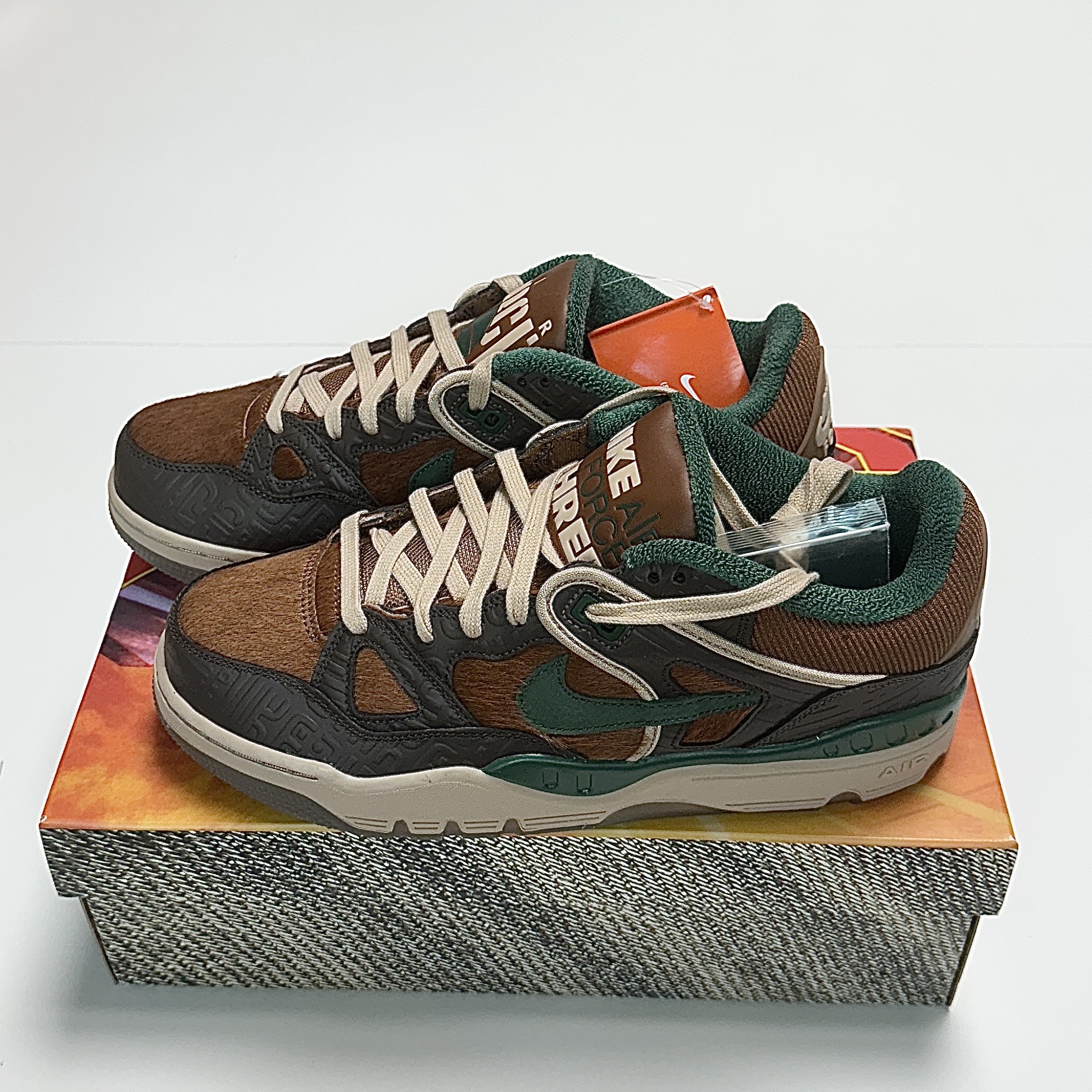 Nike x Nigo Air Force 3 Low SP Baroque Brown and Pecan 착용 스타일 - 3