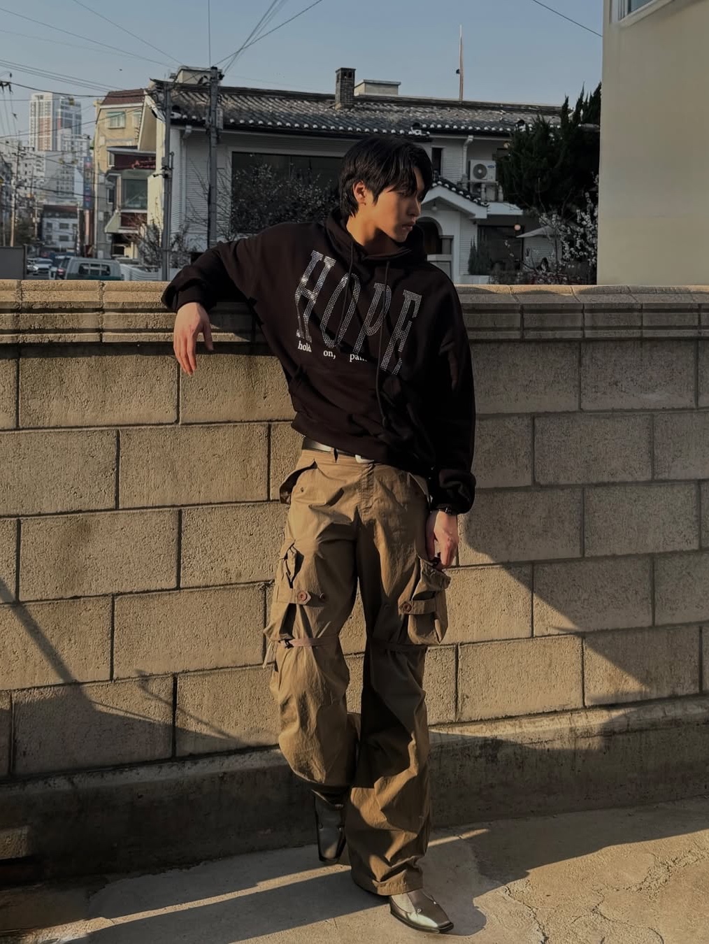 GRAILZ Pain Ends Hoodie Black 착용 스타일 - 3