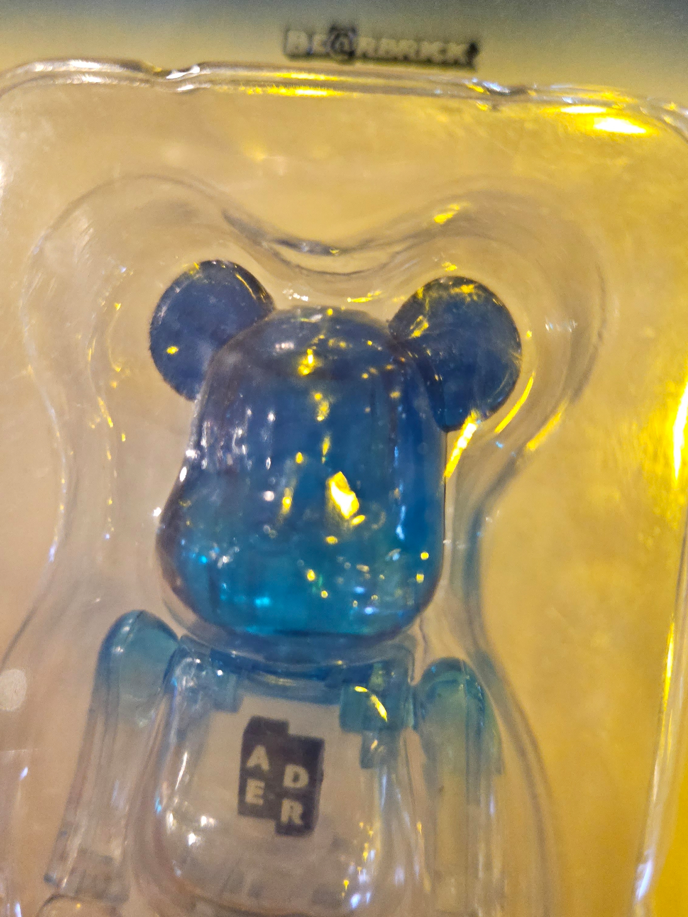 Bearbrick x Ader Error 100%, moif x inapsquare City Dweller Parka Sand 착용 스타일 - 5