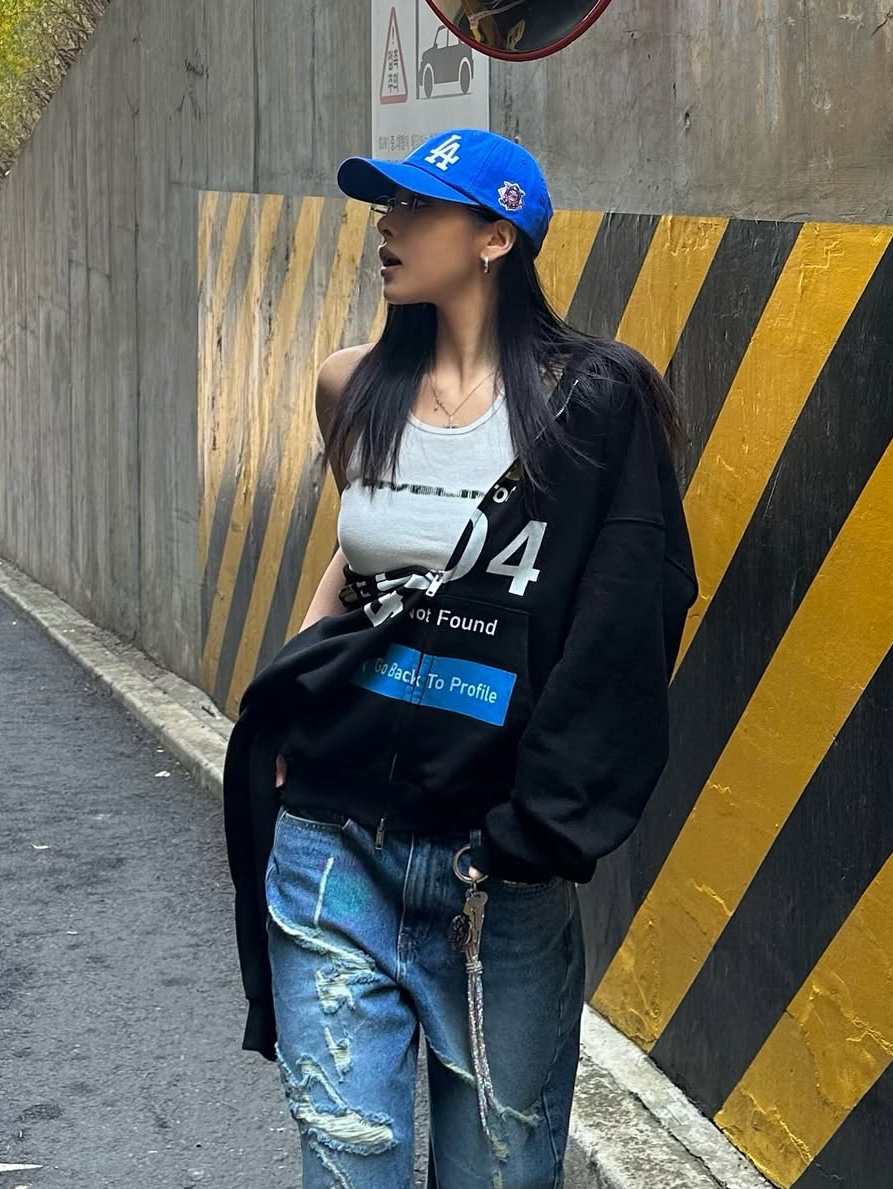 그레일즈 에러 404 집 후디 블랙 착용 스타일 - 4