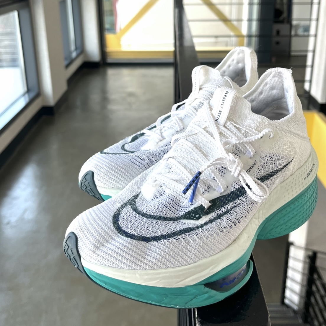 (W) Nike Air Zoom Alphafly Next% 2 White Deep Jungle 착용 스타일