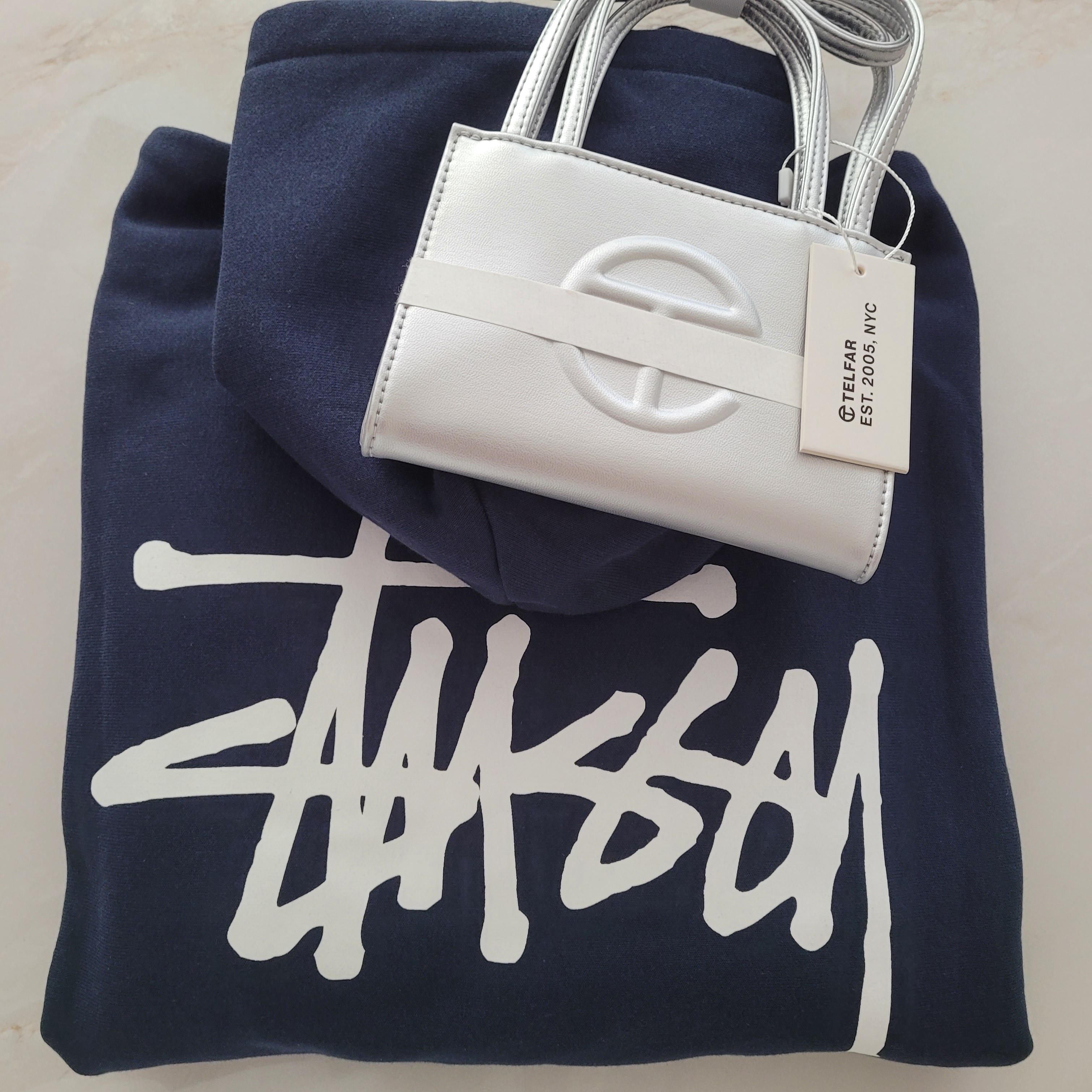 Stussy Basic Stussy Zip Hoodie Navy 2024, 2025 착용 스타일