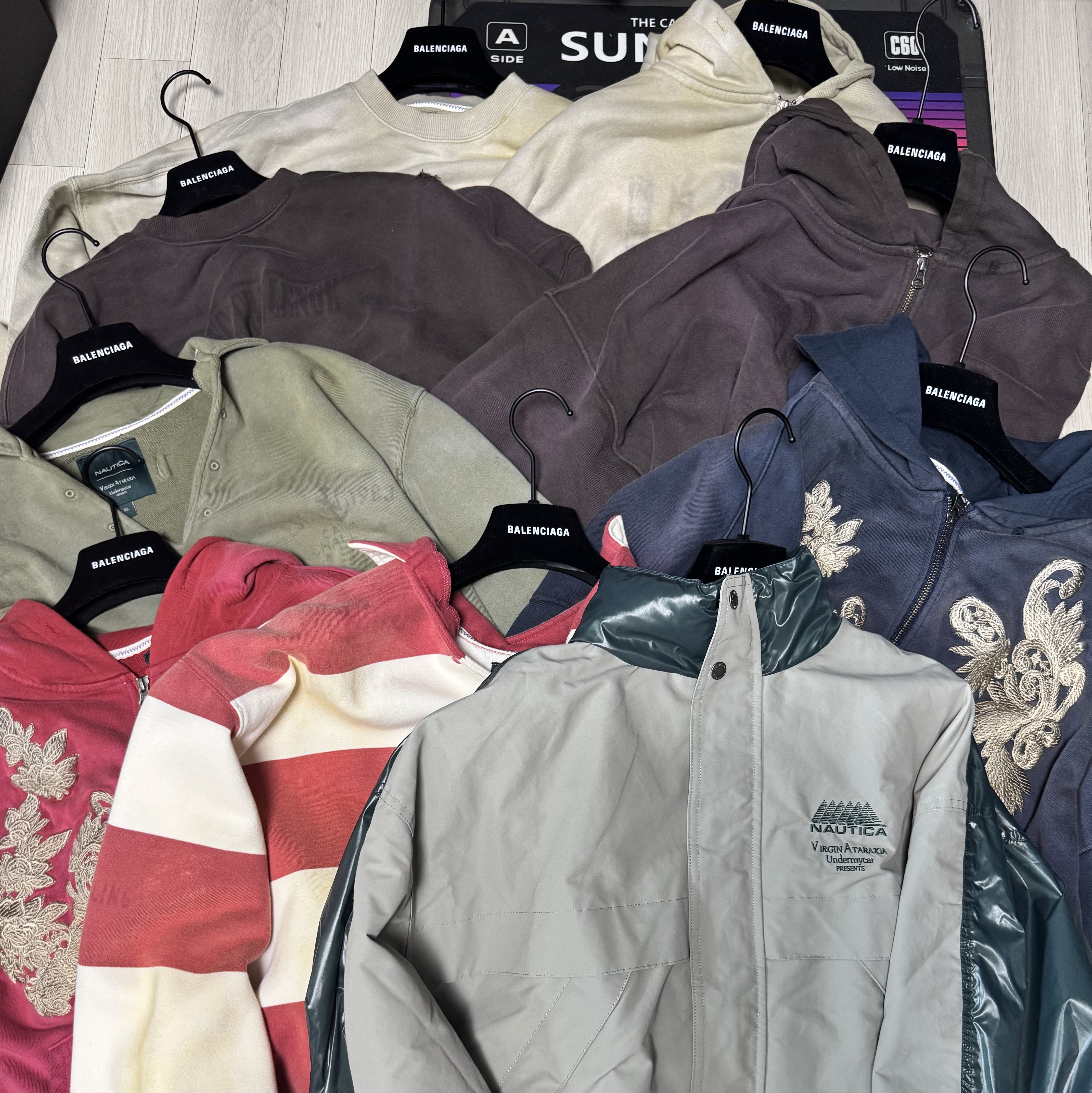 NAUTICA x Undermycar - NTC X UMC UTILITY PARKA - GREY 착용 스타일