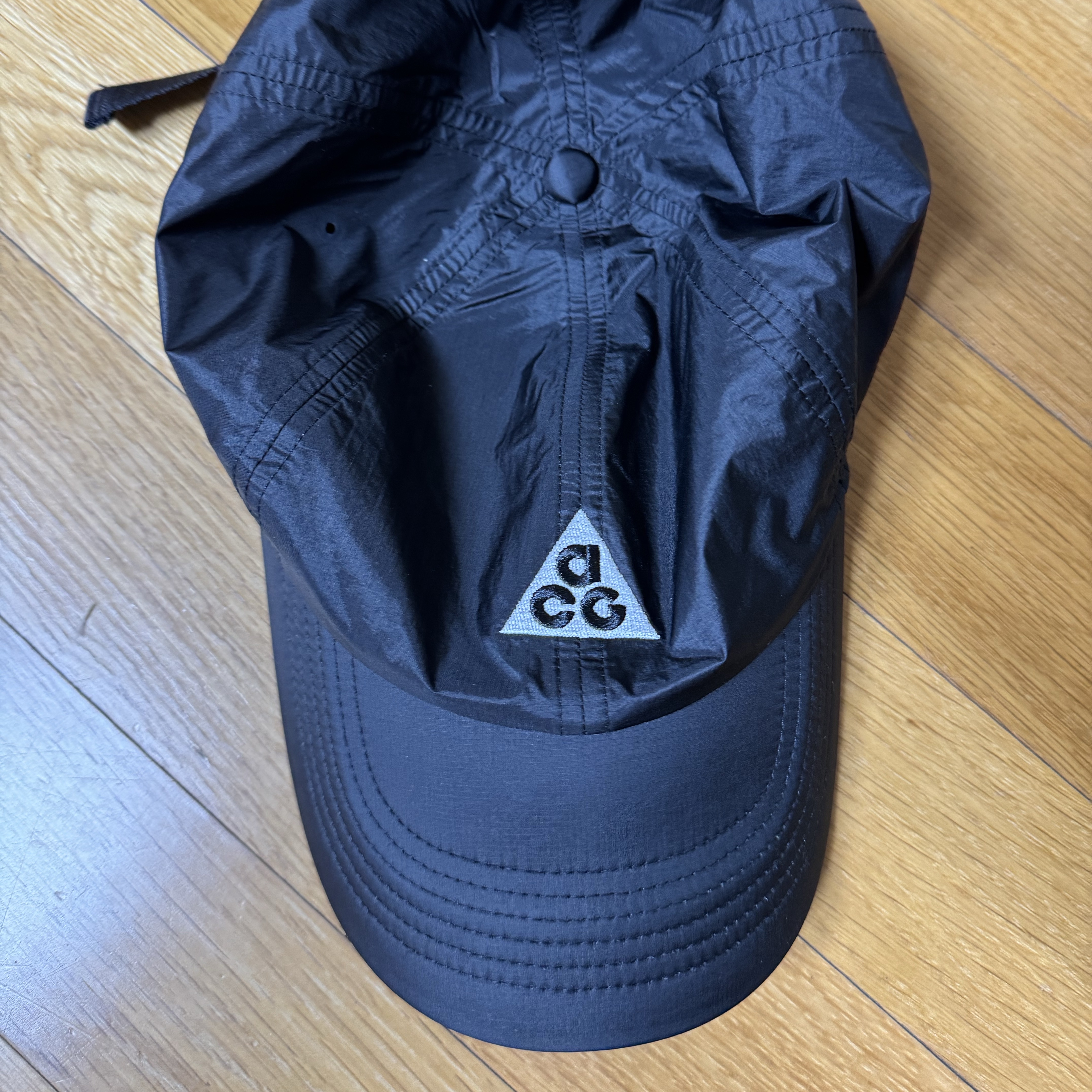 Nike ACG Trail Cap Black 착용 스타일