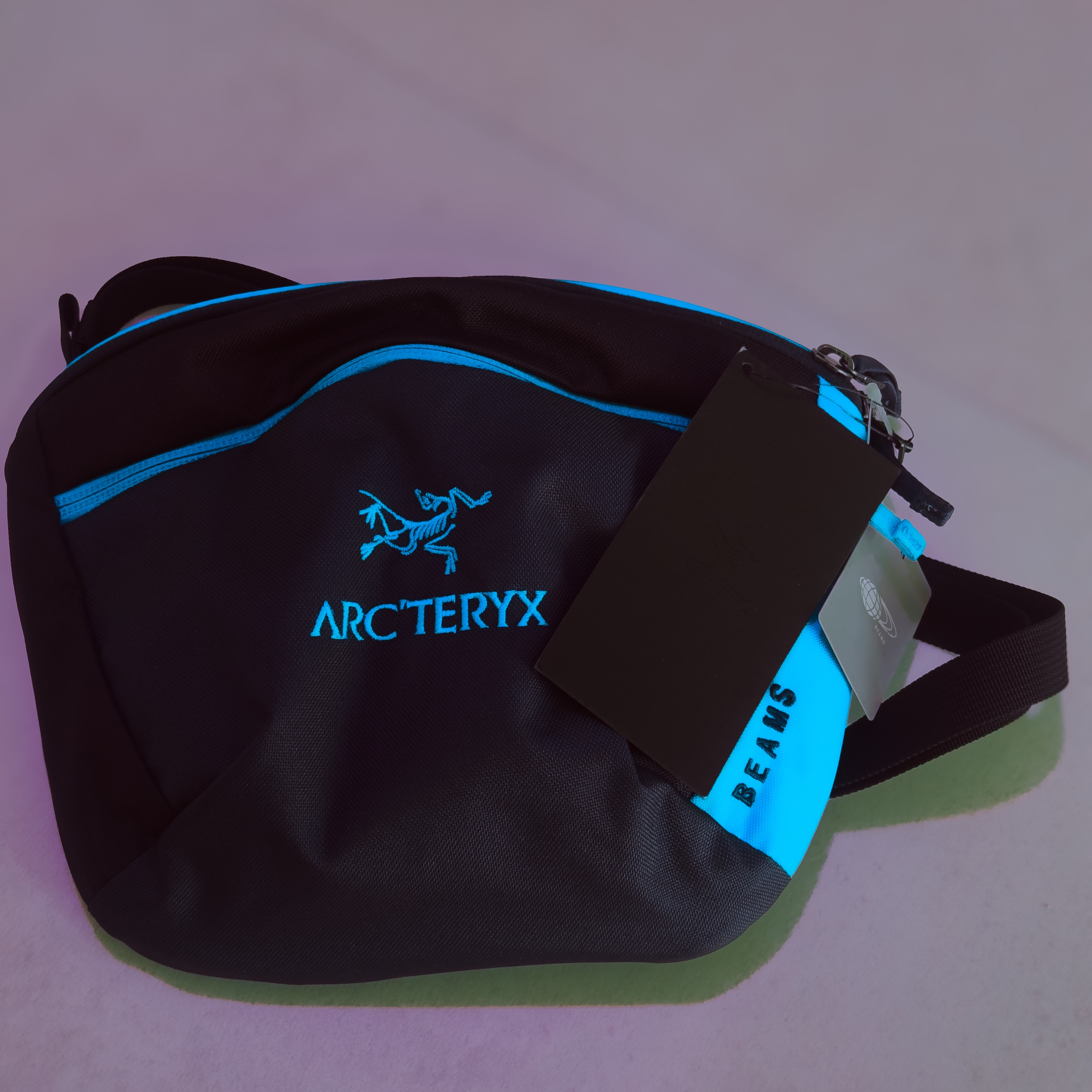 Arc'teryx x Beams Mantis 2 Waistpack Boro Blue 착용 스타일