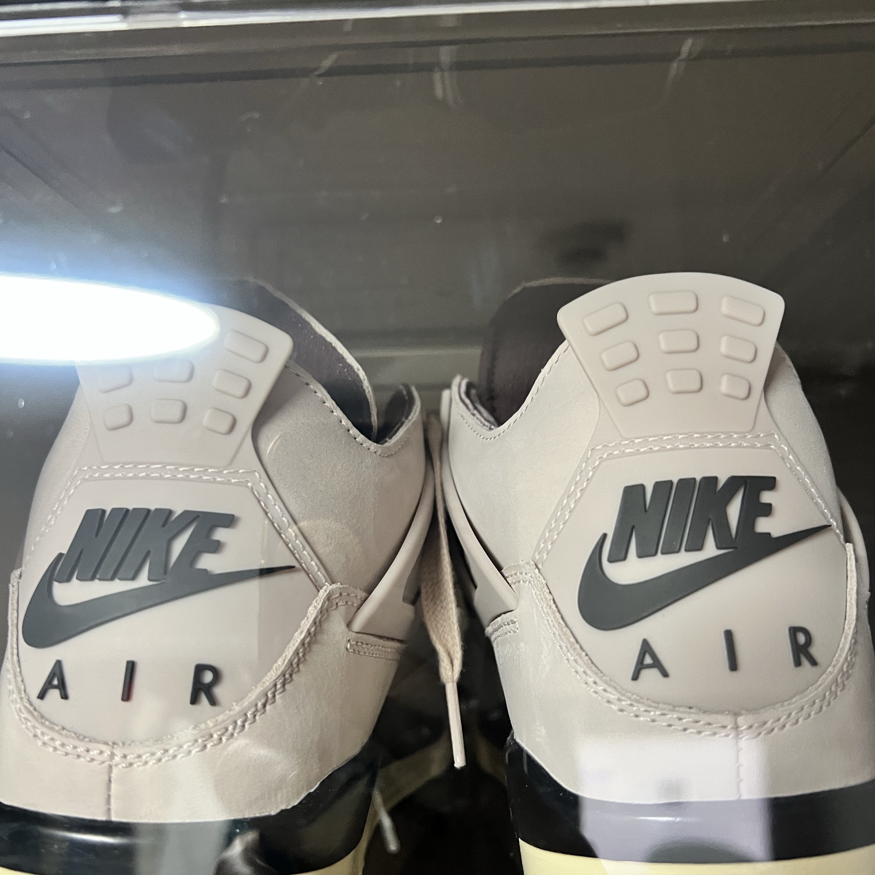 (W) Jordan 4 x A Ma Maniere Retro OG SP W.Y.W.S. 착용 스타일